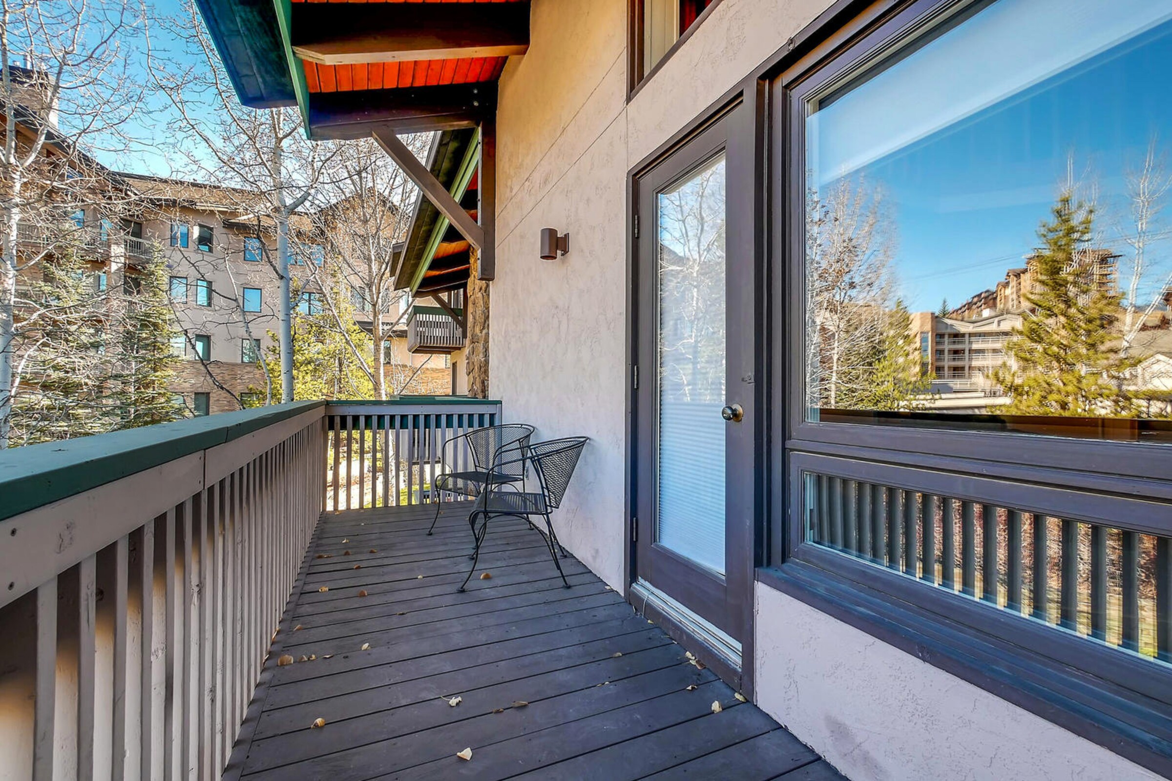 #34 - Studio Balcony
