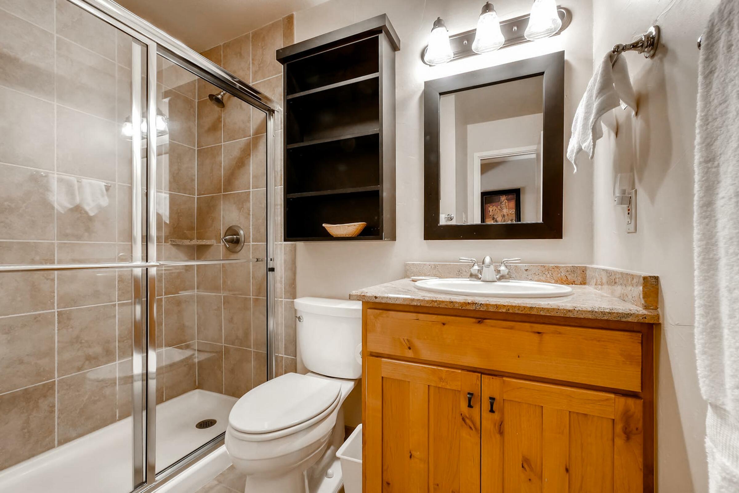 #34 - Studio Bathroom