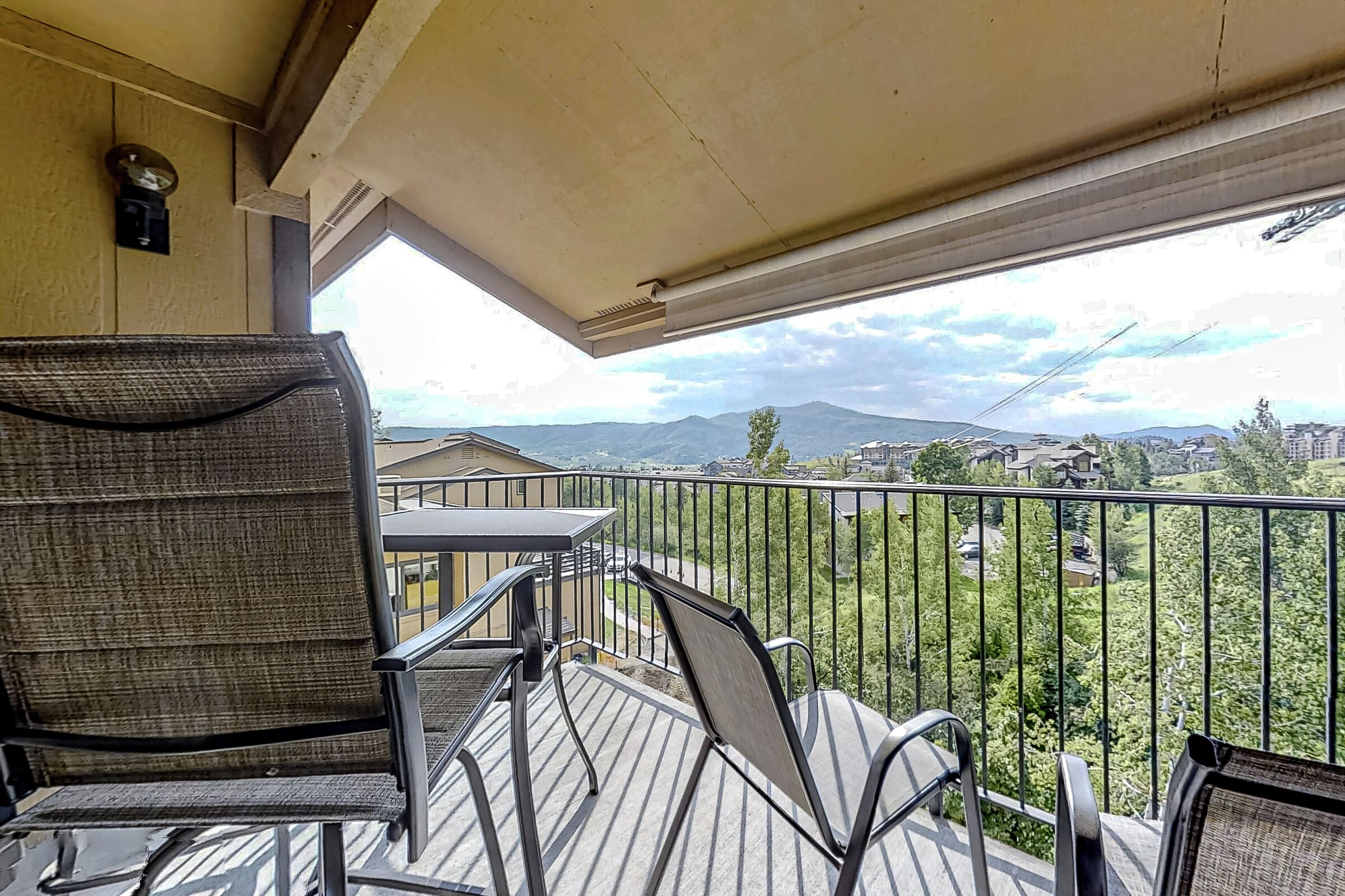 #332 - Balcony View