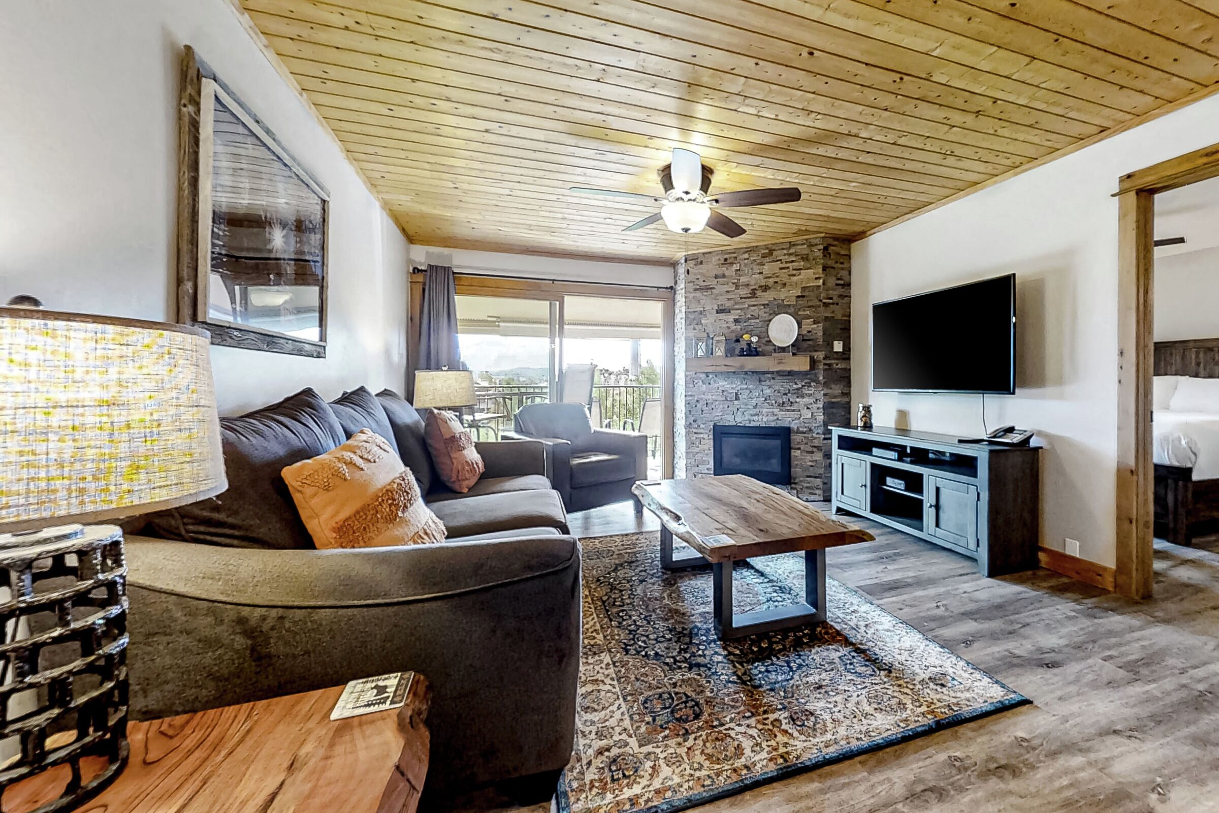 #332 - Living Area