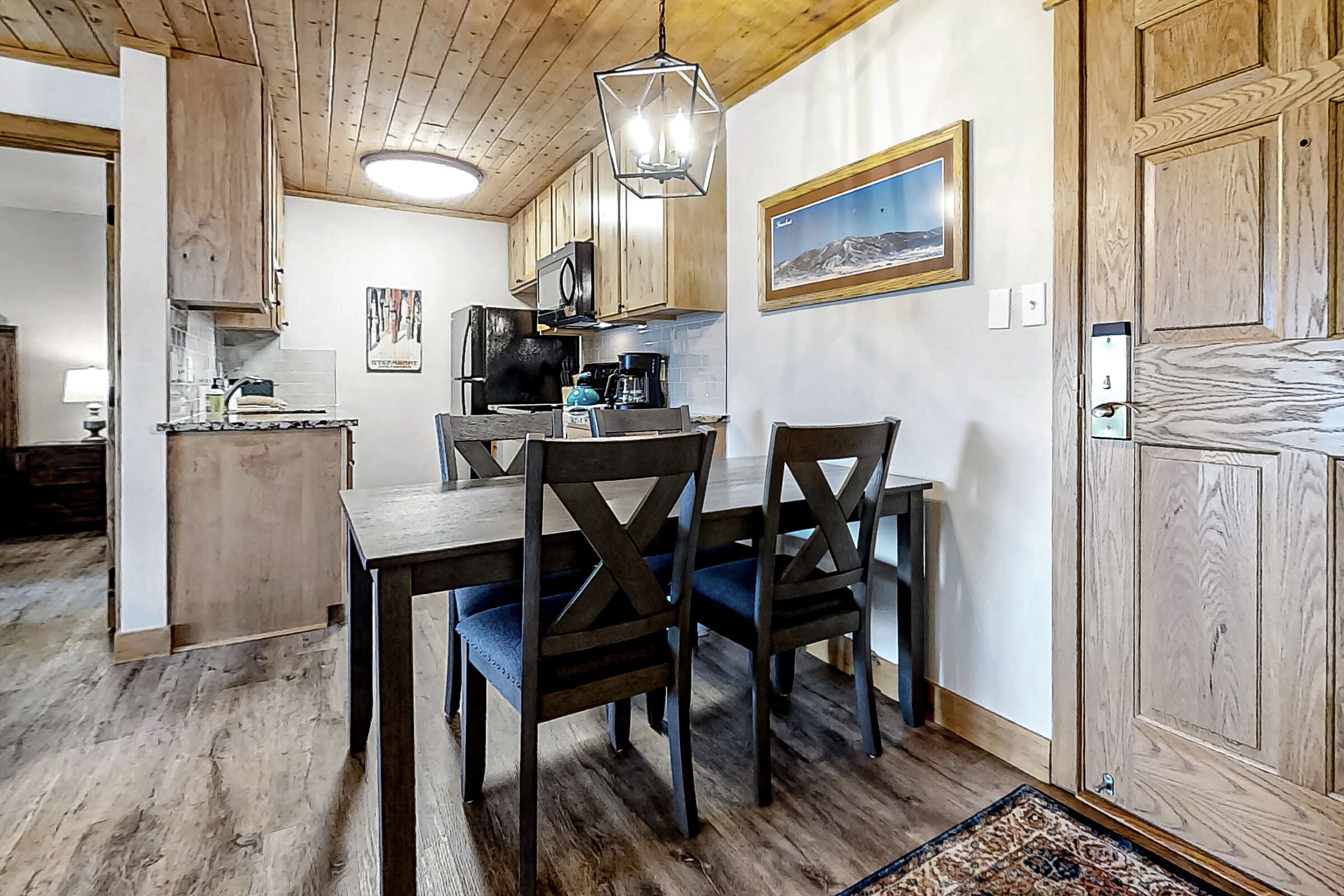 #332 - Dining Room & Kitchen