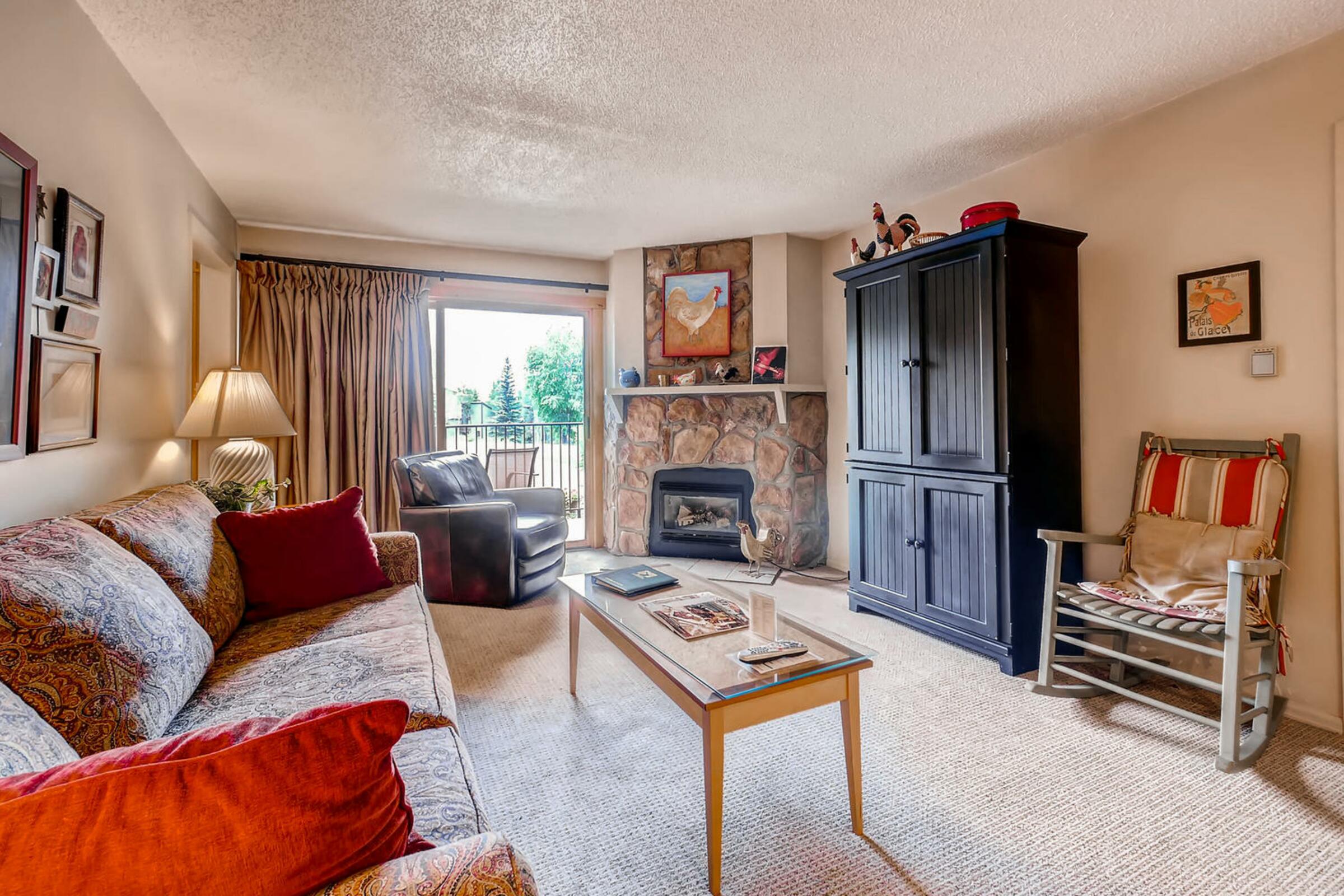 #115 - Living Room