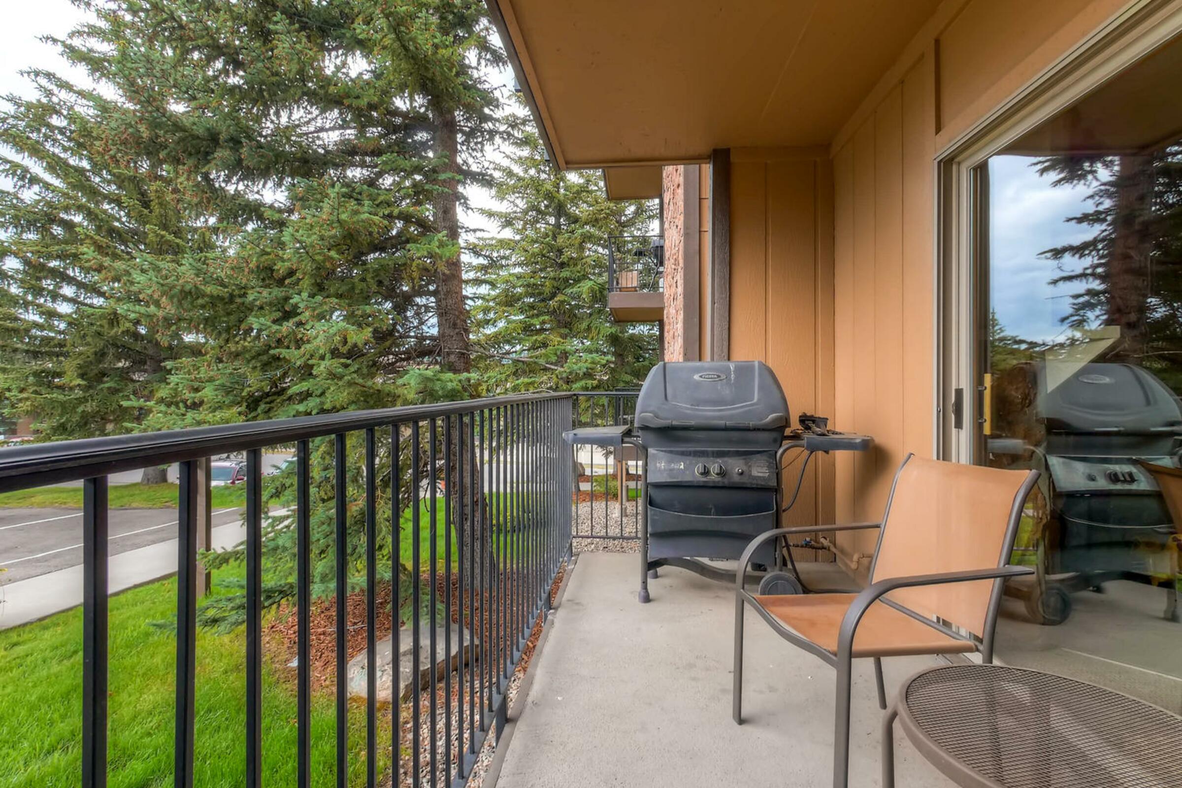 #115 - Balcony with BBQ