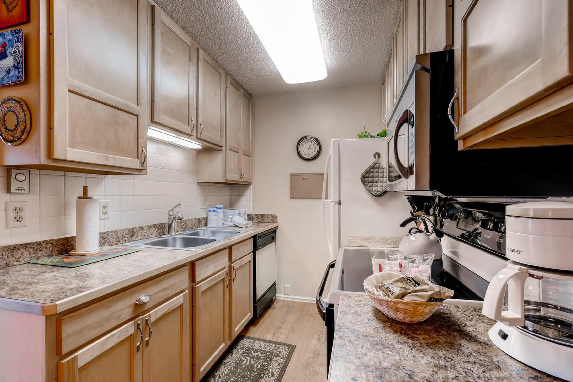 #115 - Kitchen