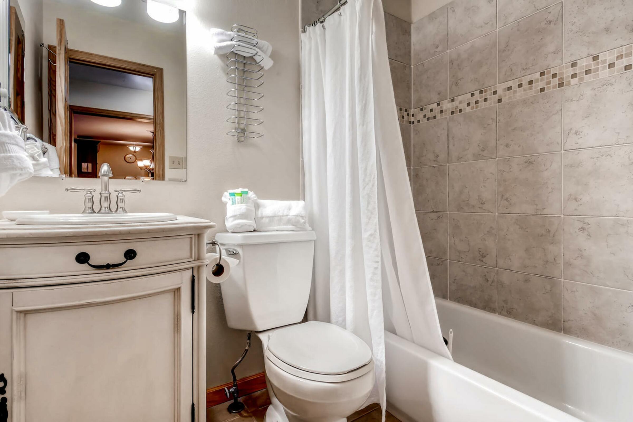 #233 - Bathroom