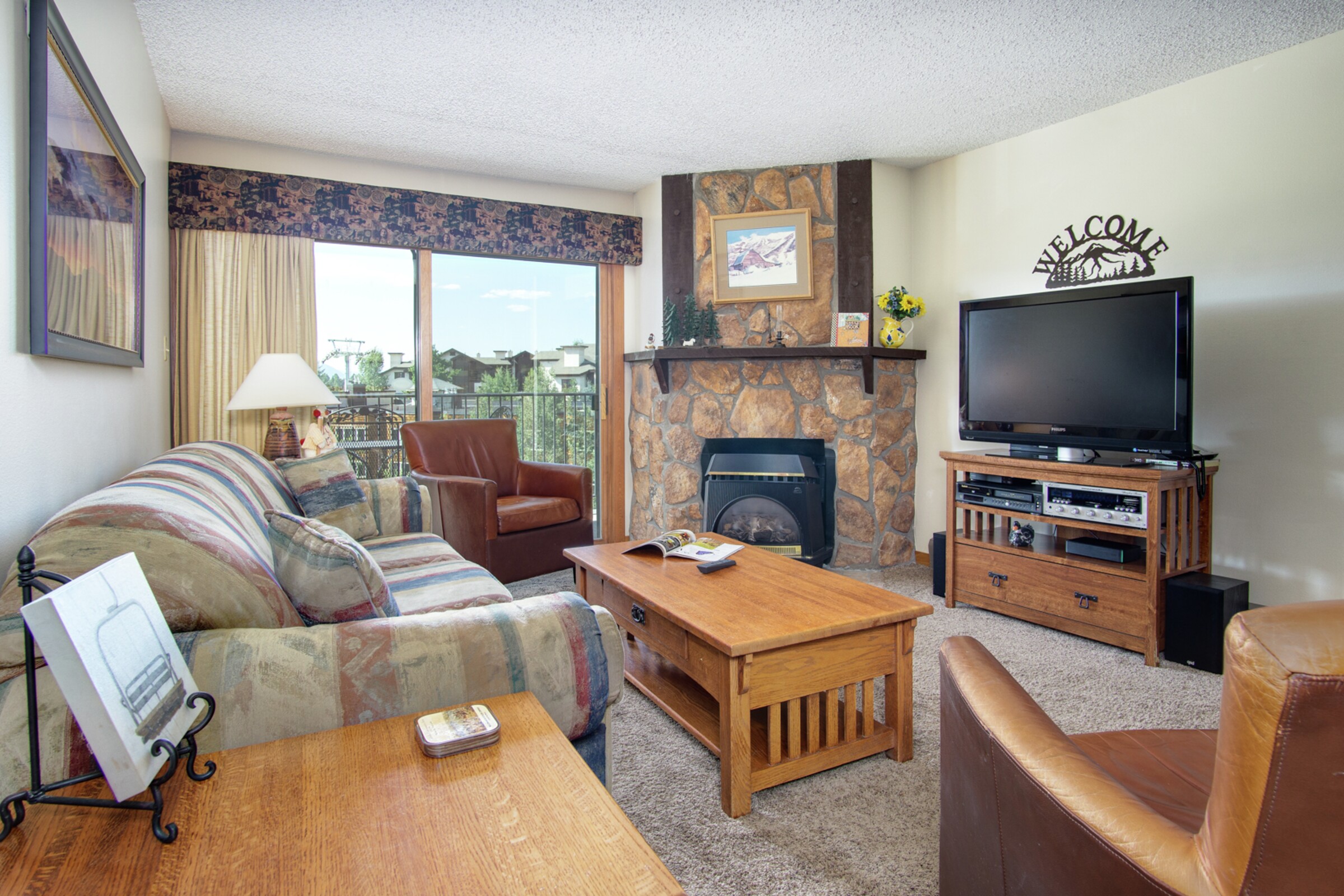 #222 - Living Room