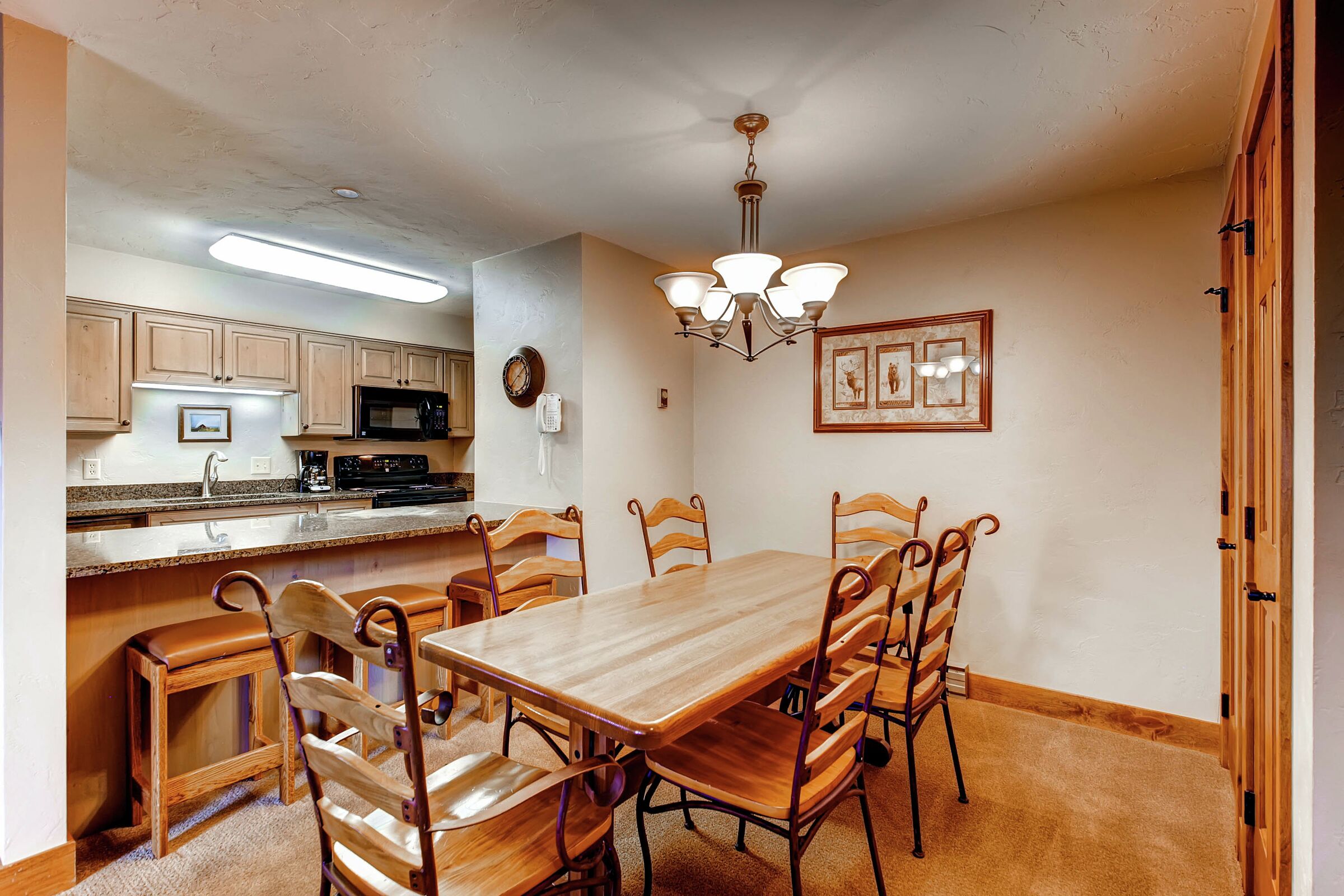 #119 - Dining Room & Kitchen