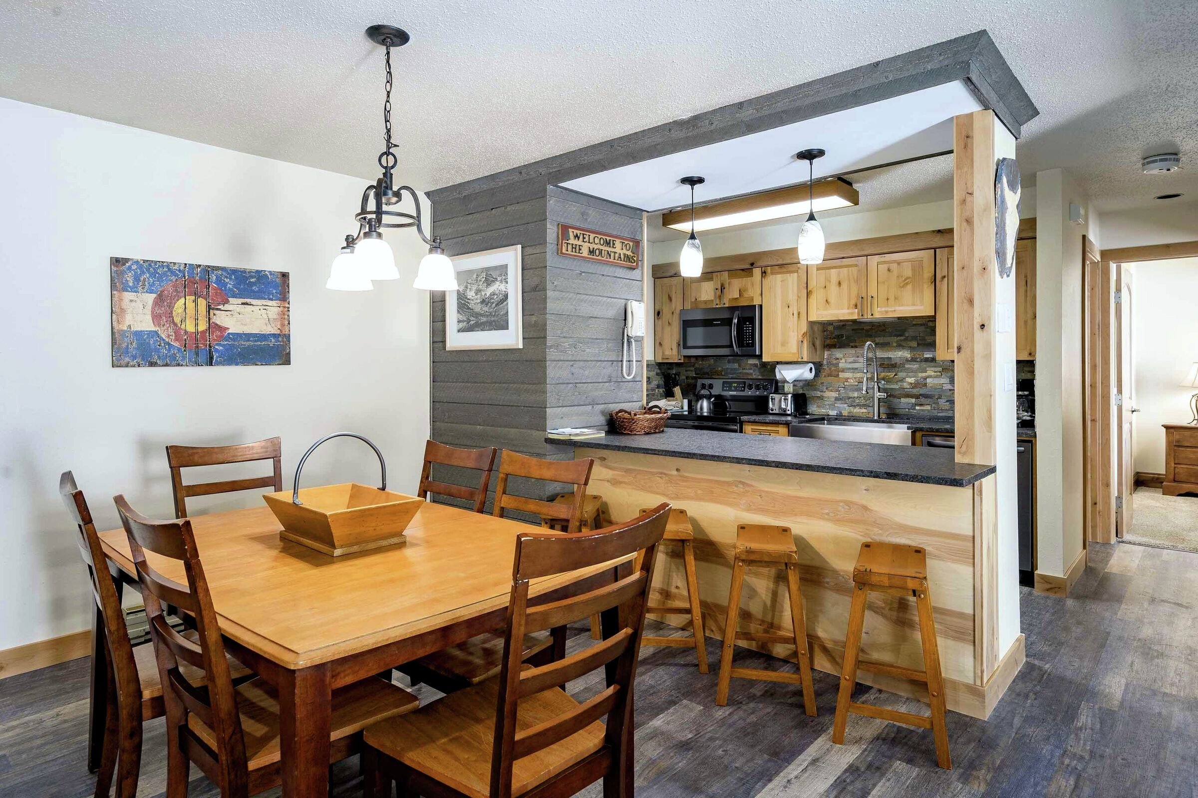 #310 - Dining Room & Kitchen