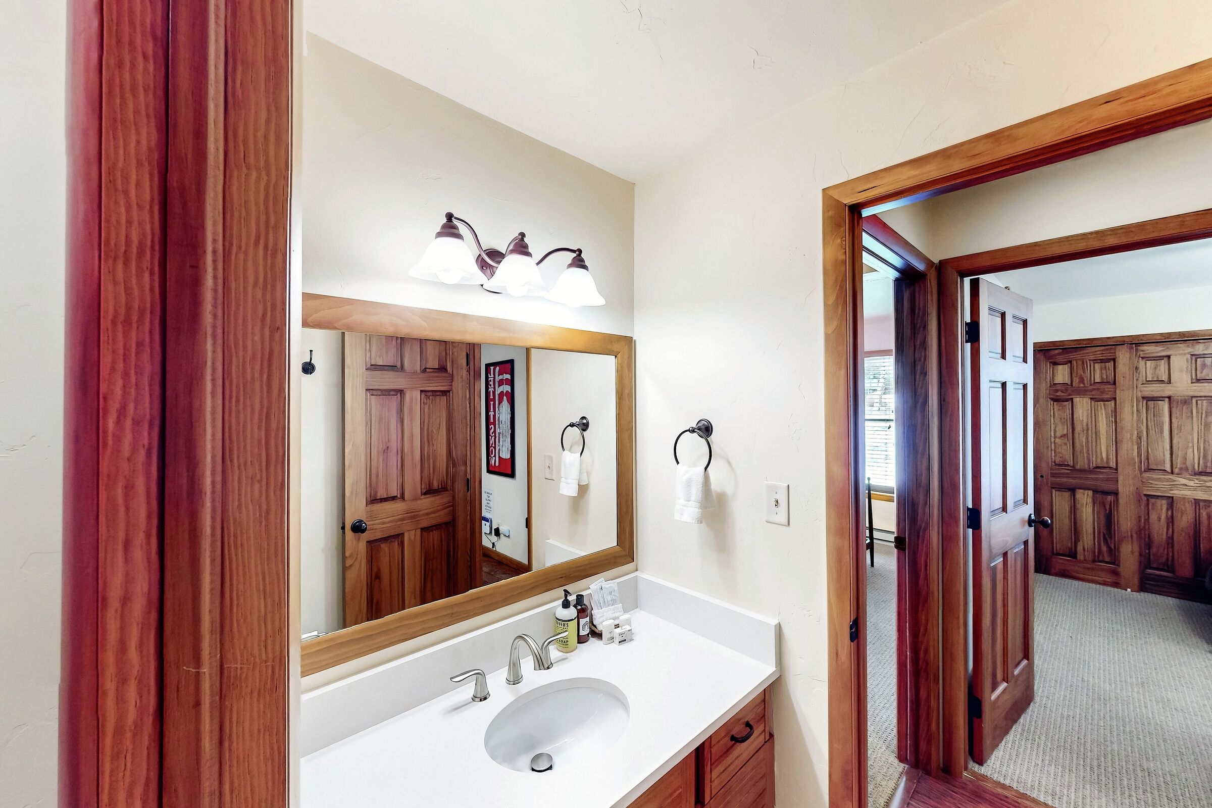 #313 - Bathroom