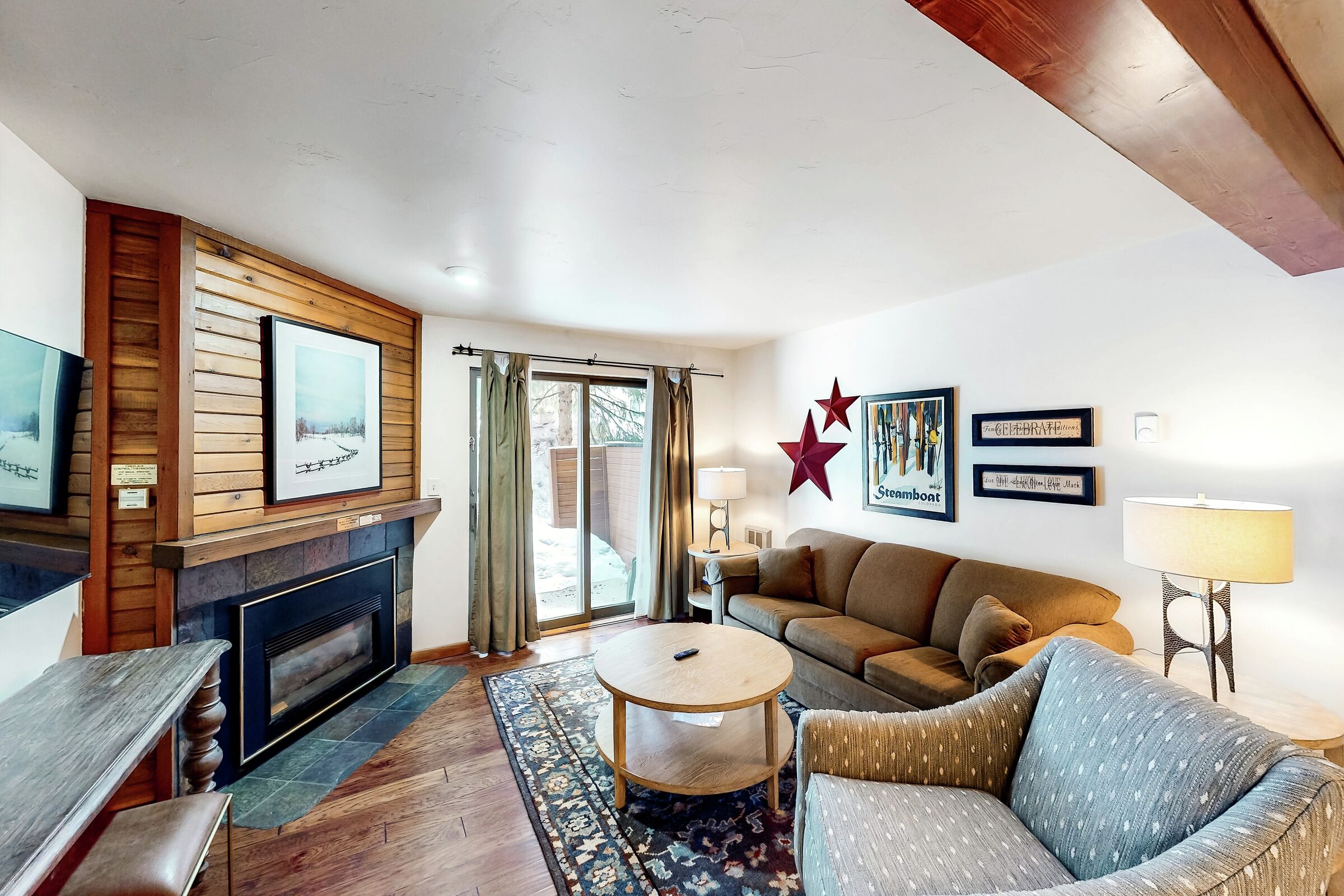 #313 - Living Area