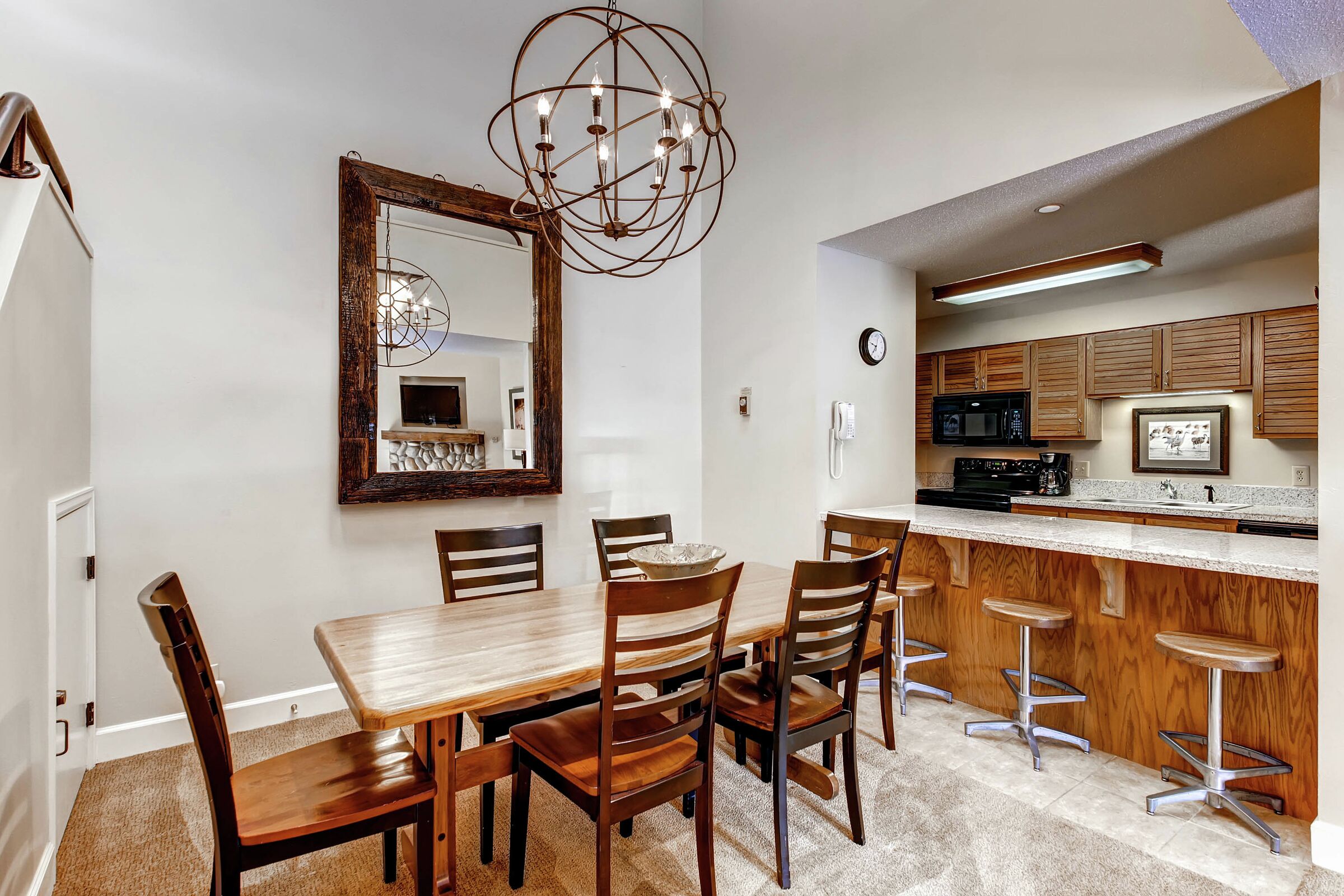 #102 - Dining Room & Kitchen