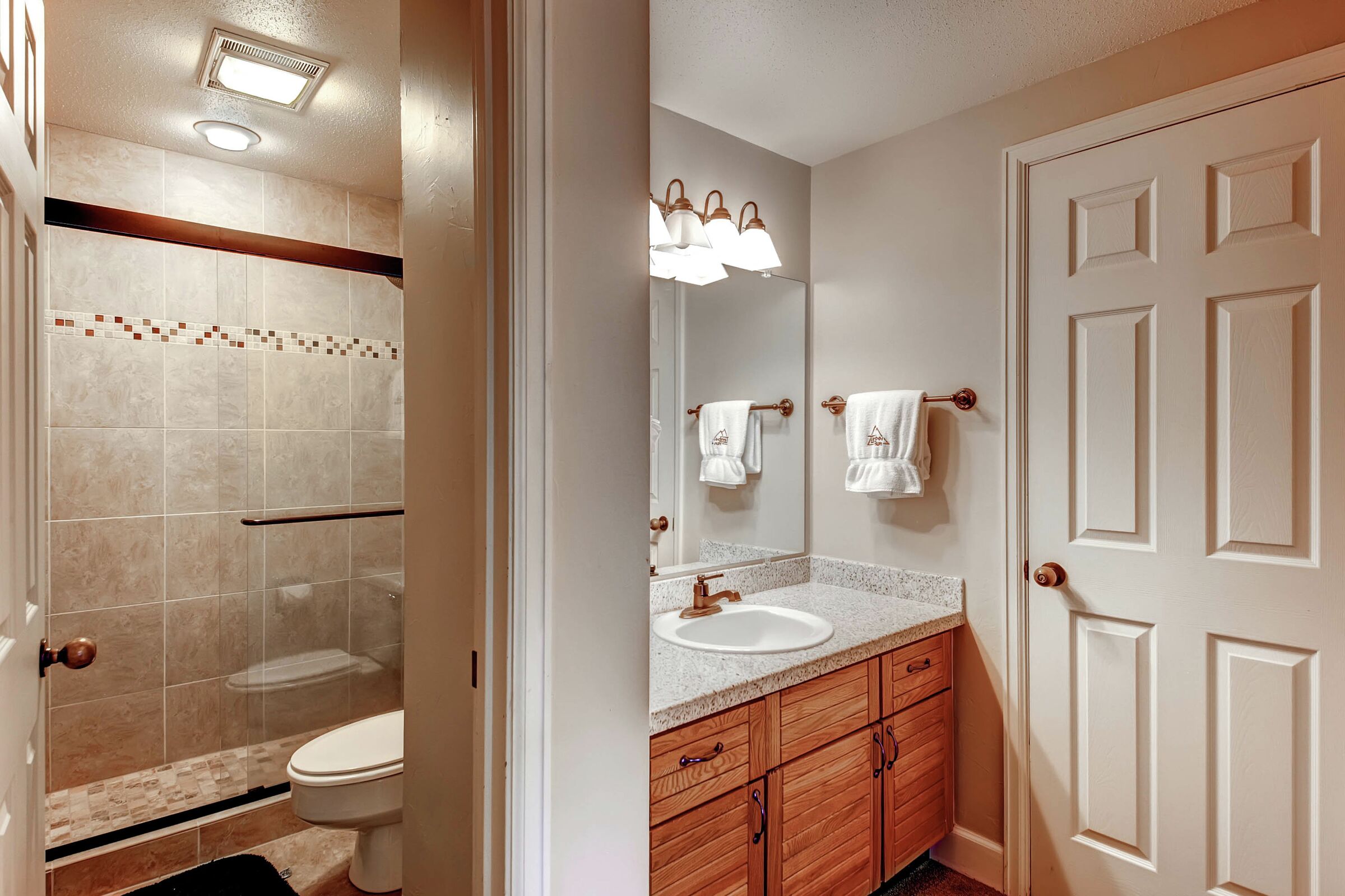 #102 - Master Ensuite Bathroom