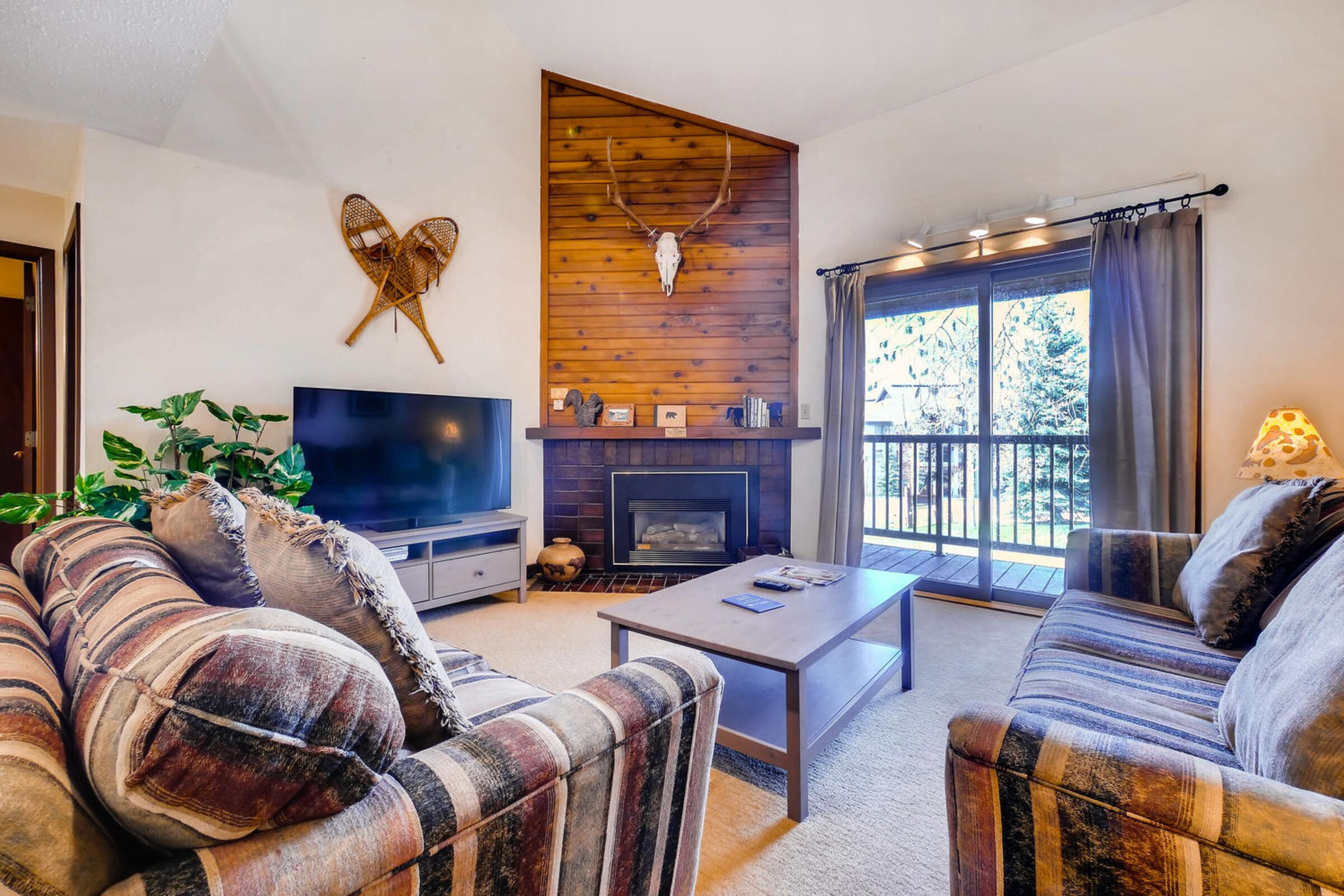 #302 - Living Room