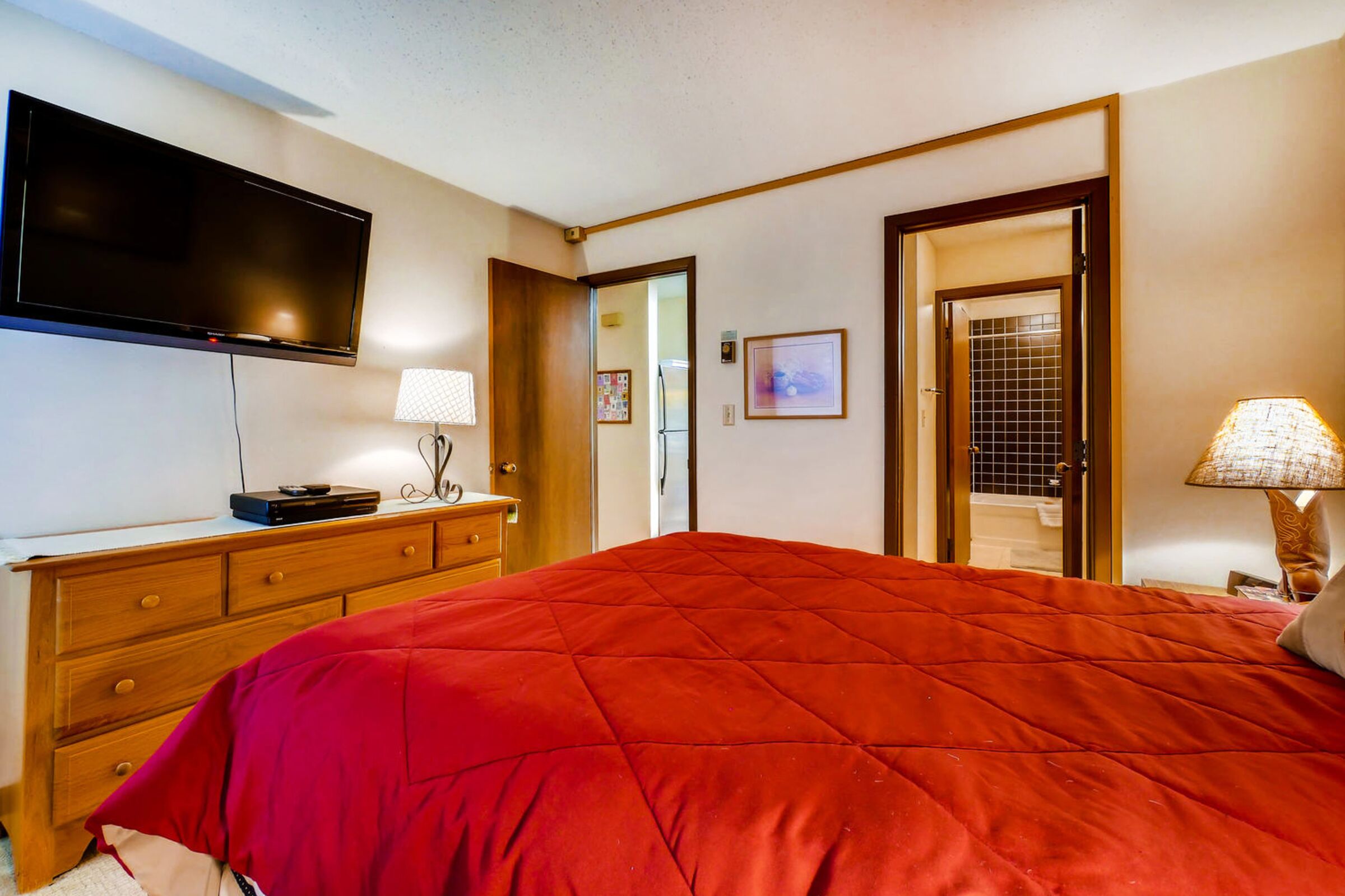 #302 - Master Bedroom