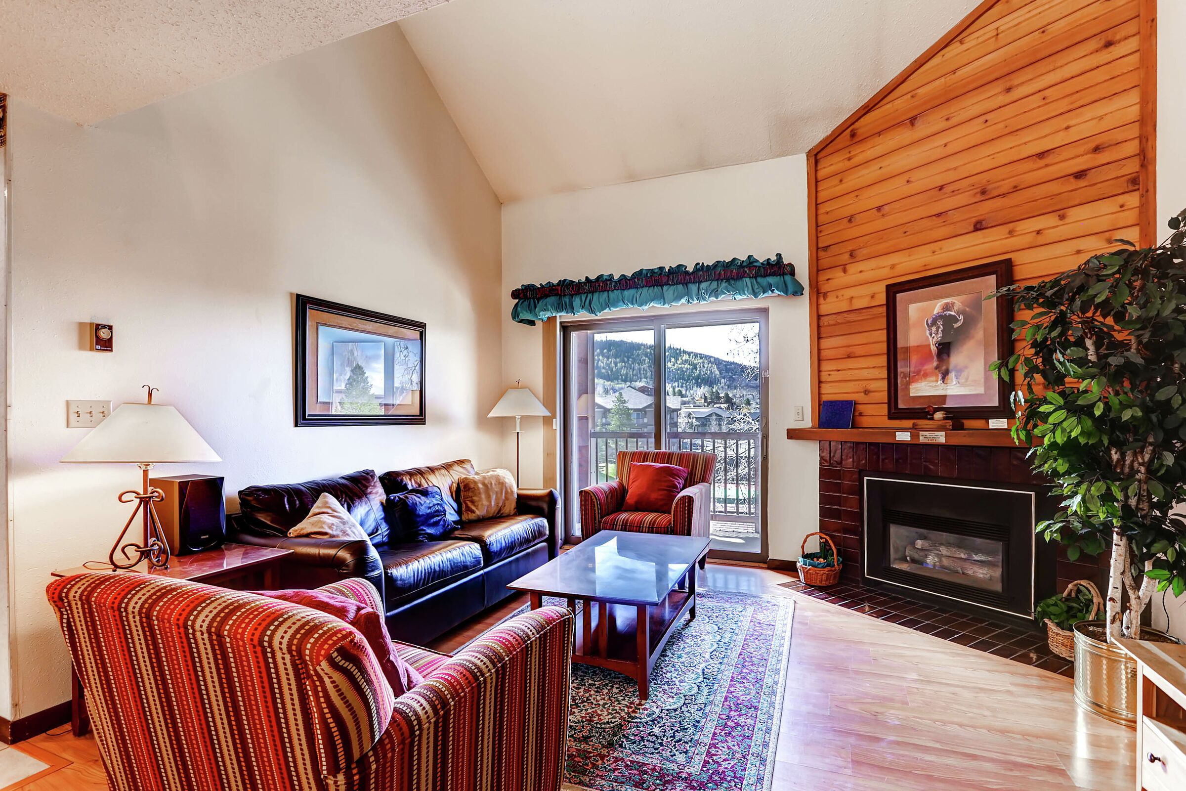 #307 - Living Room