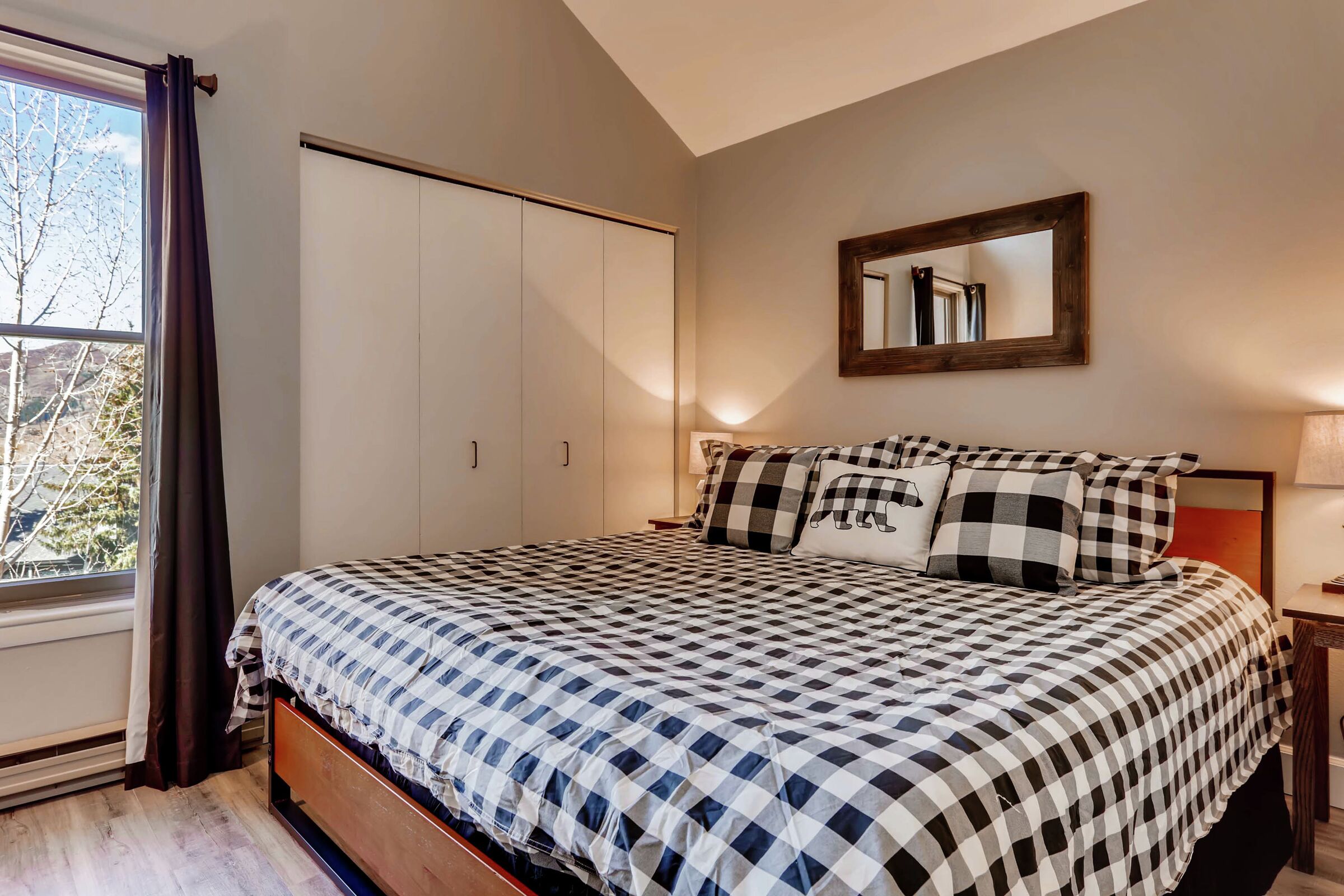 #211 - Bedroom