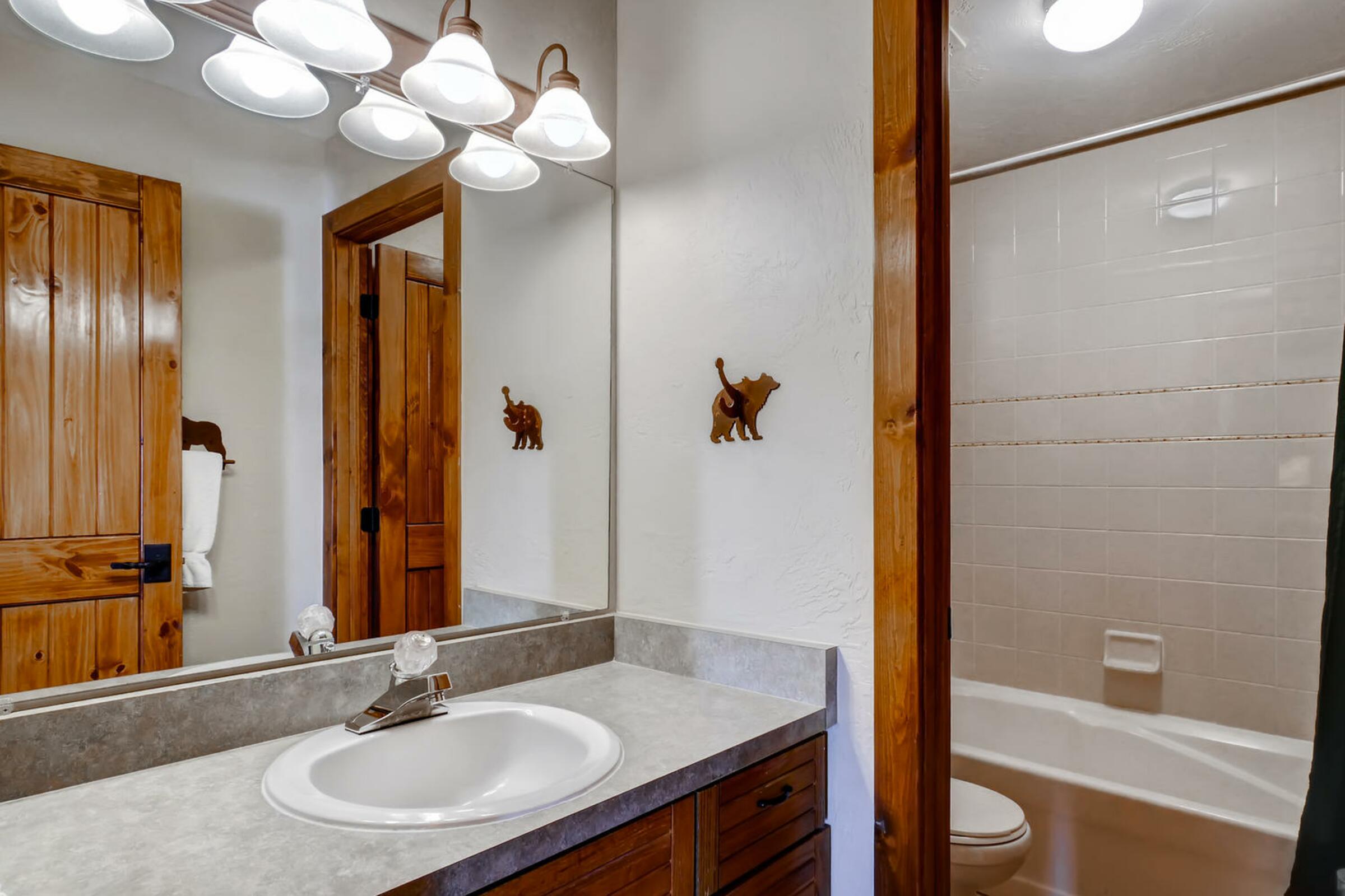 #417 - Bathroom