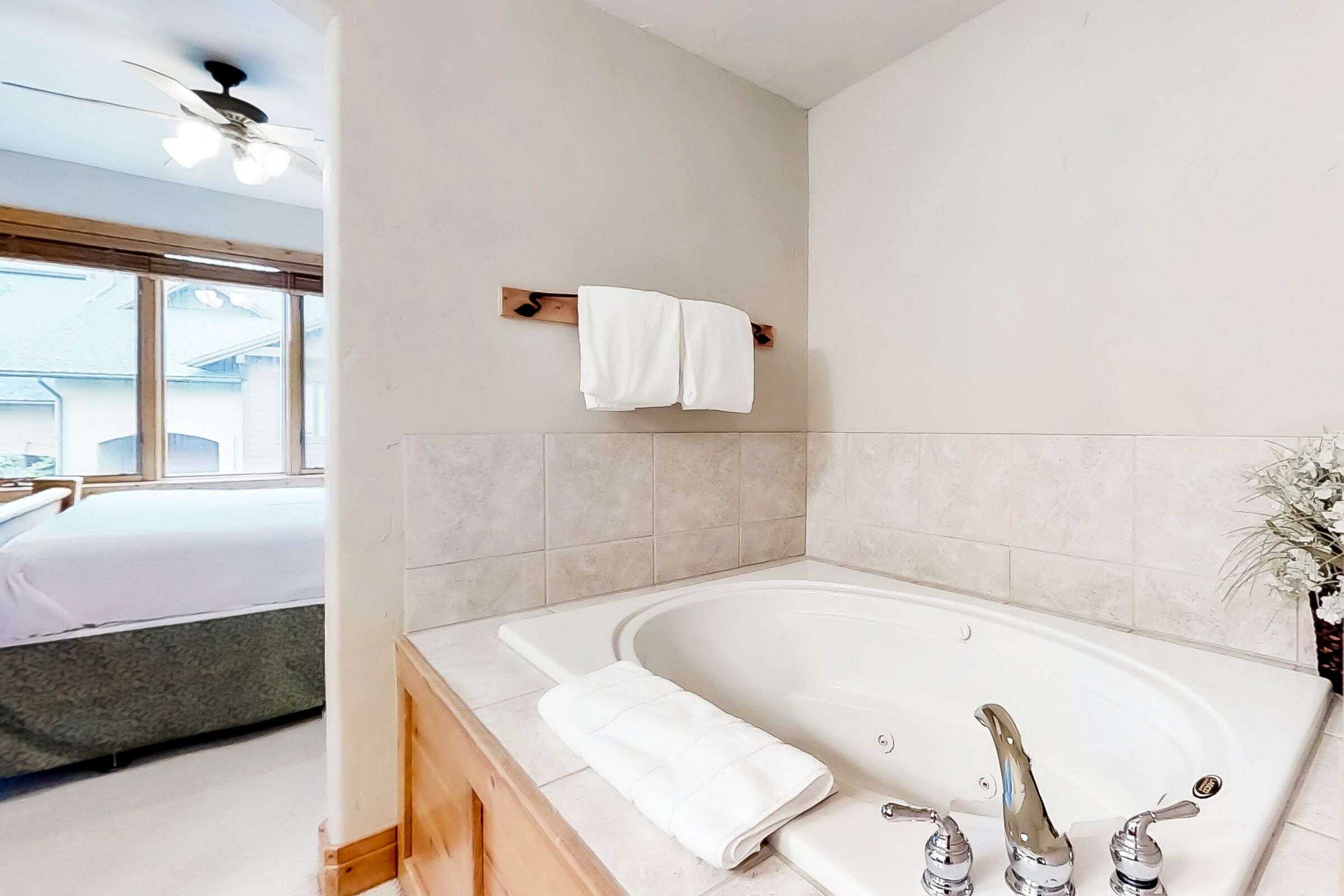 Master Ensuite Bathroom