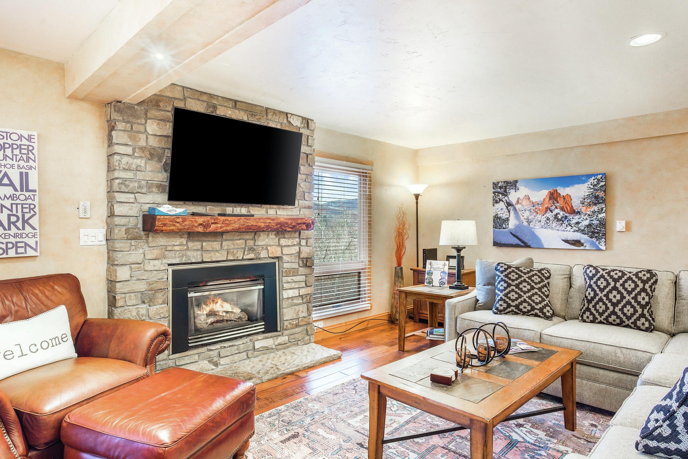 #101 - Living Room