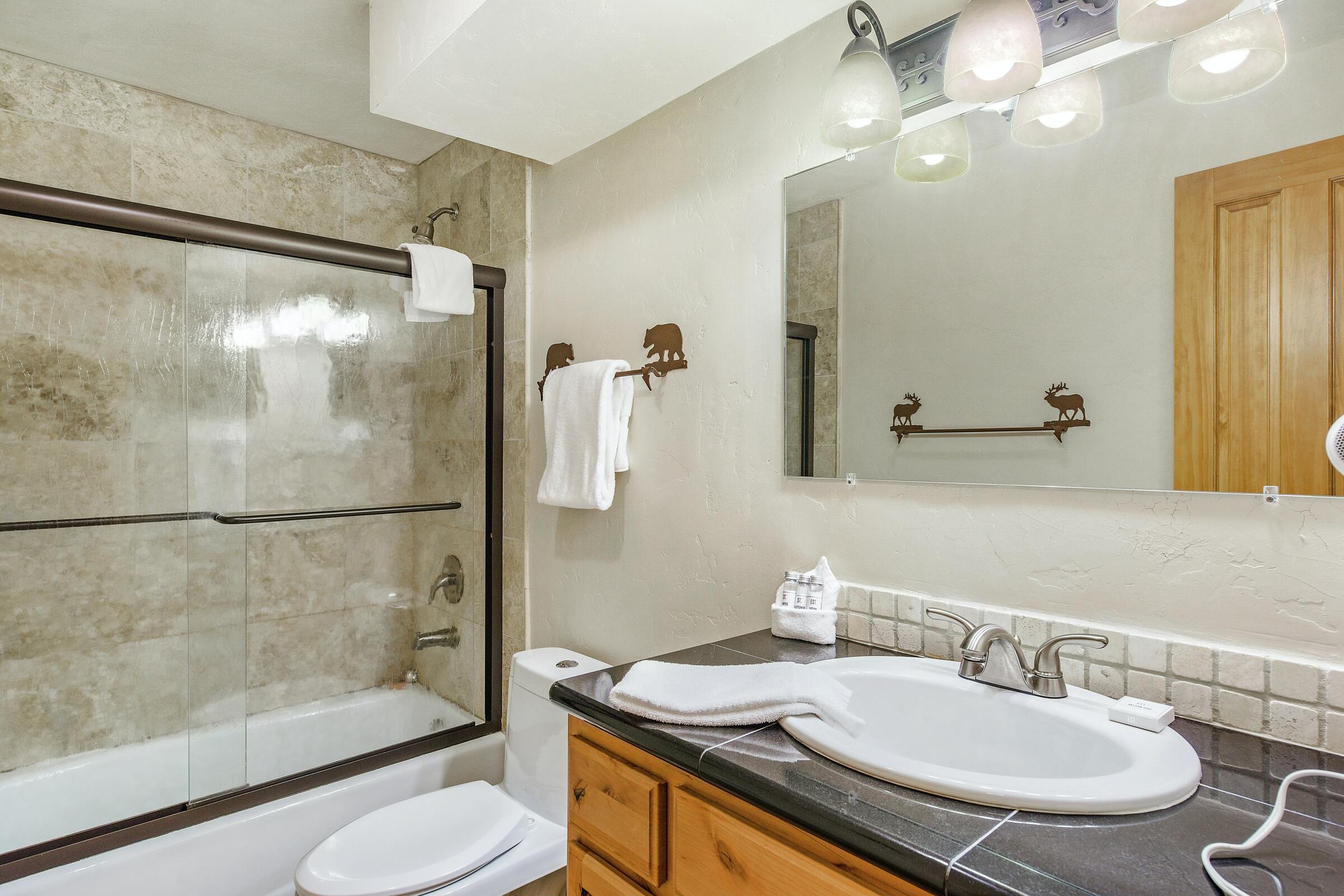 #101 - Master Ensuite Bathroom