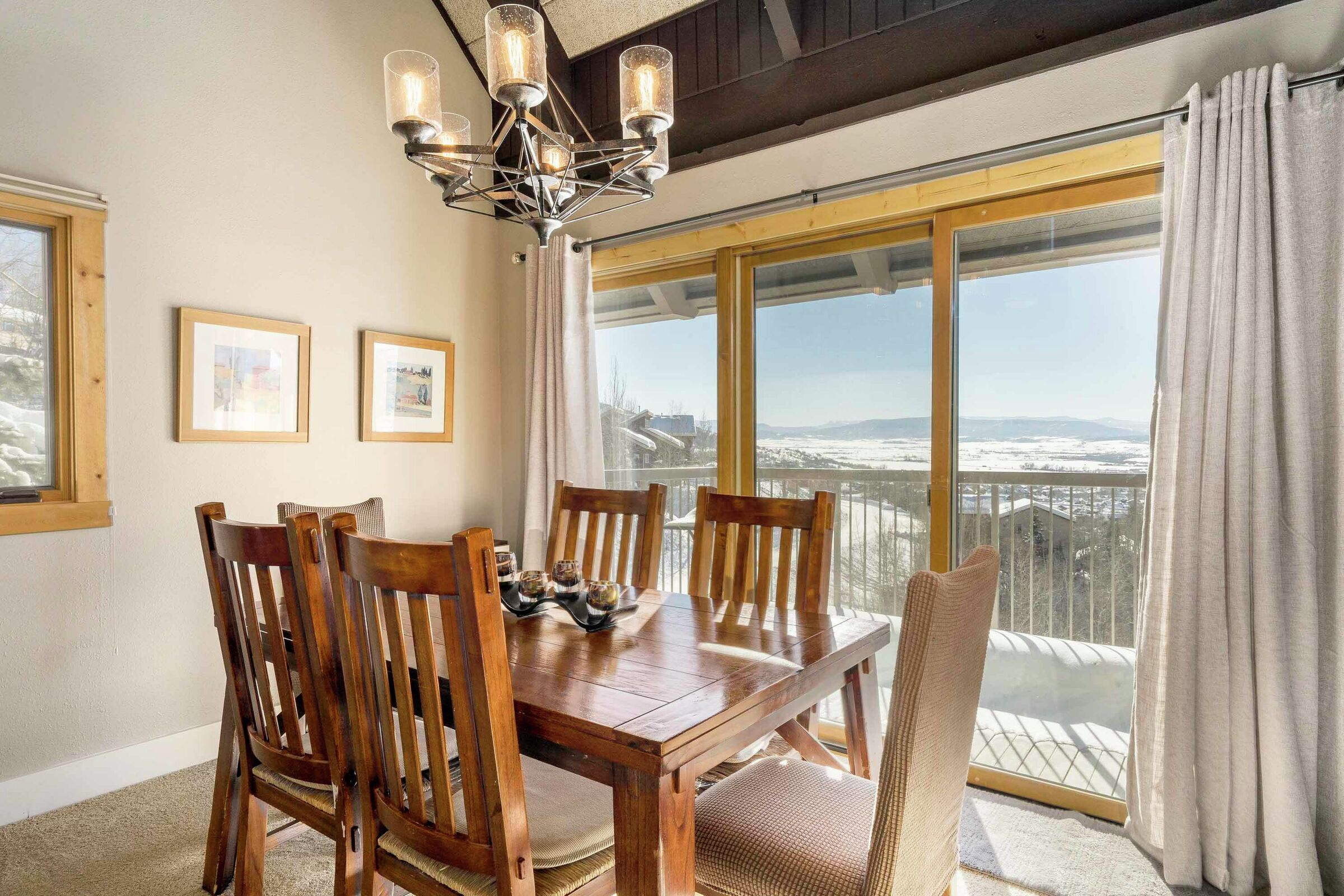 #301 - Dining Room