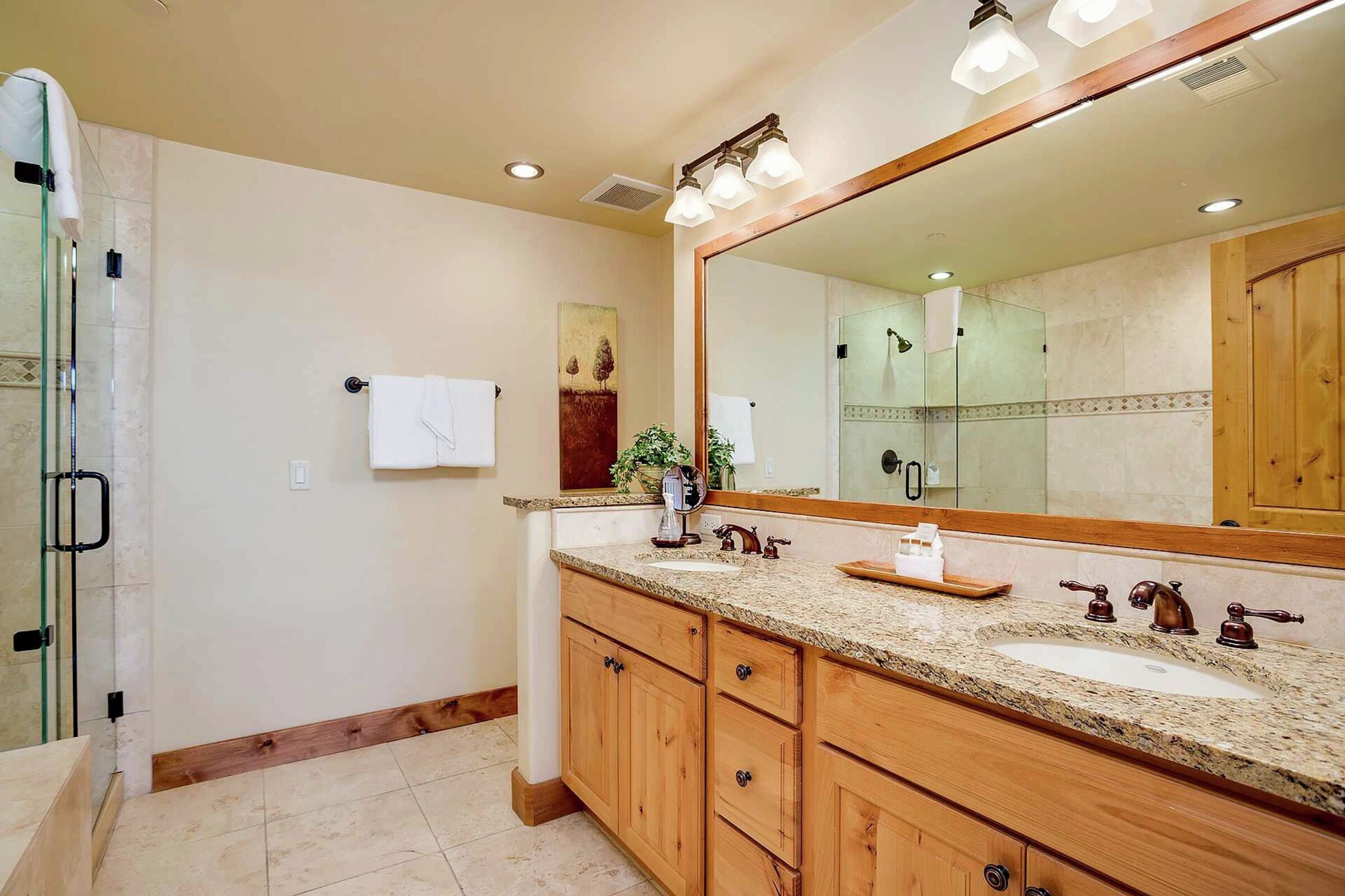 Master Ensuite Bathroom