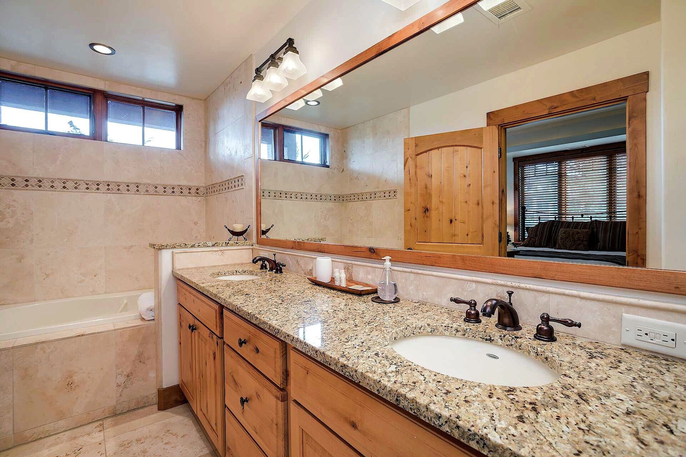 Master Ensuite Bathroom