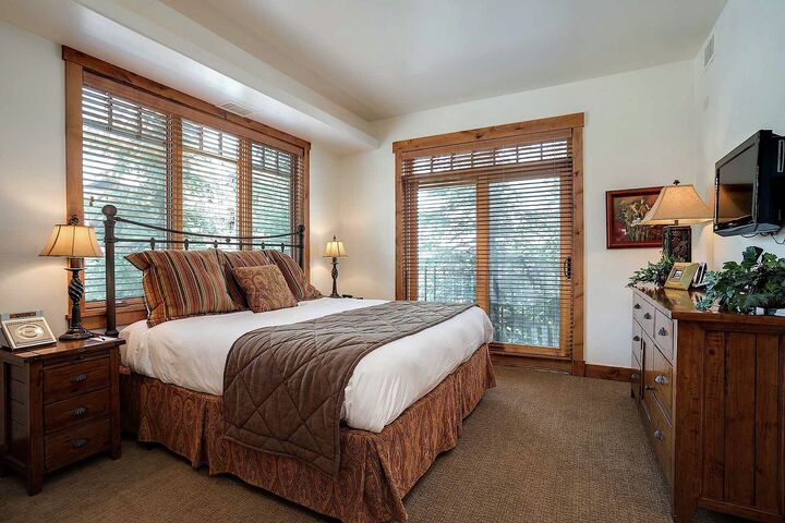 #5106 - Master Bedroom