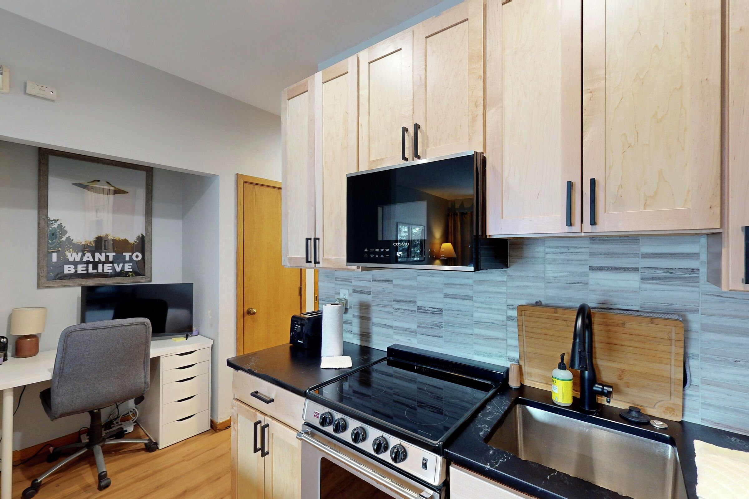 Studio Kitchen