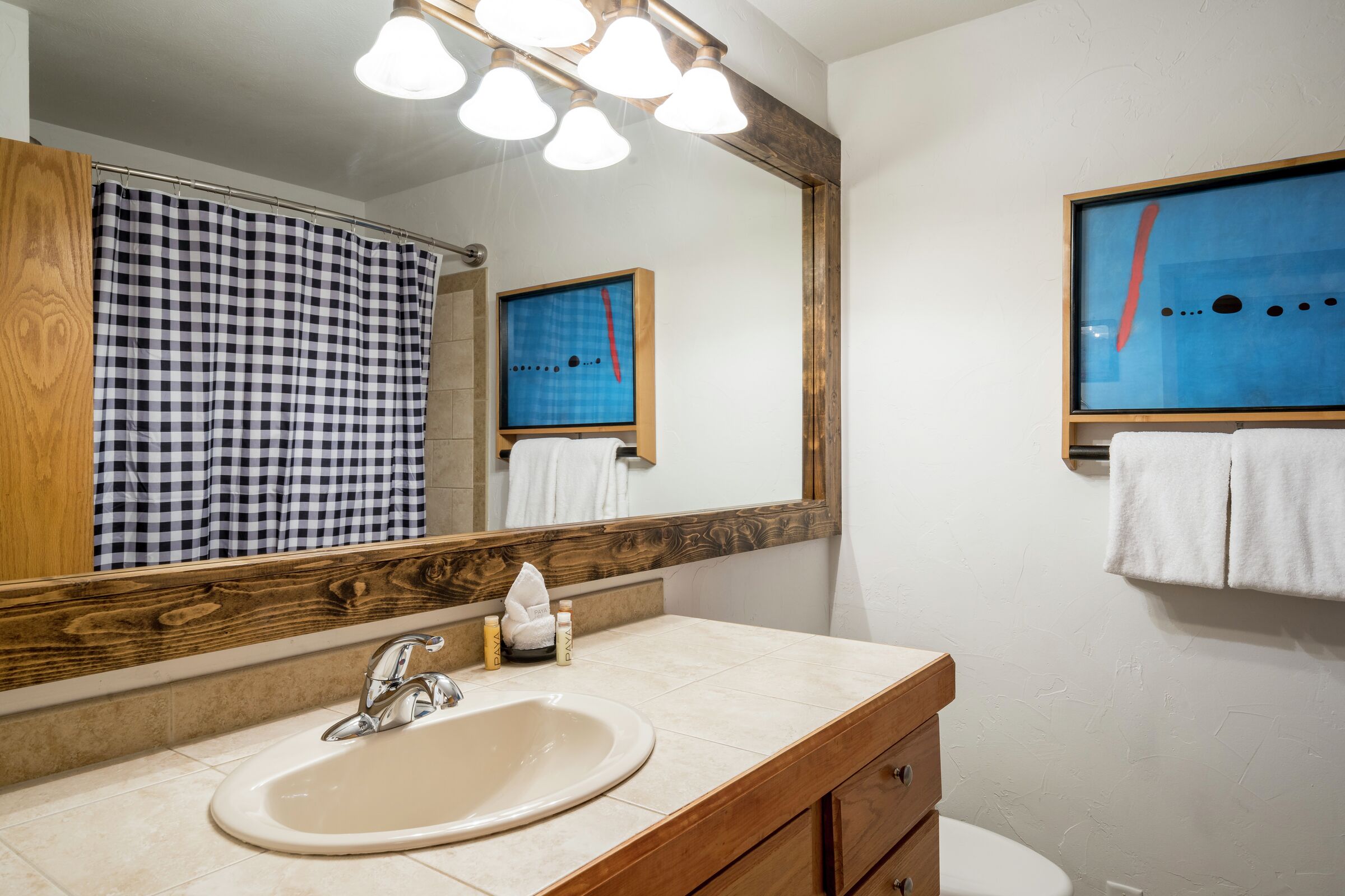 Studio Bathroom