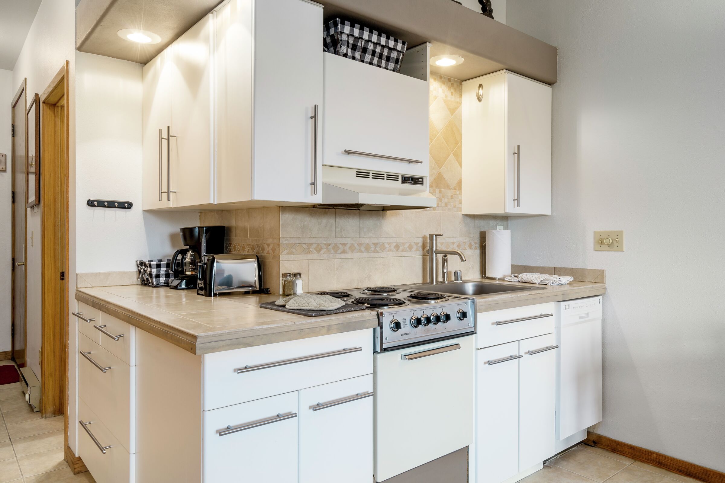Studio Kitchen