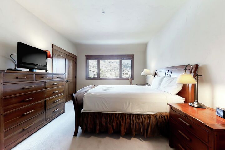 #305 - Master Bedroom