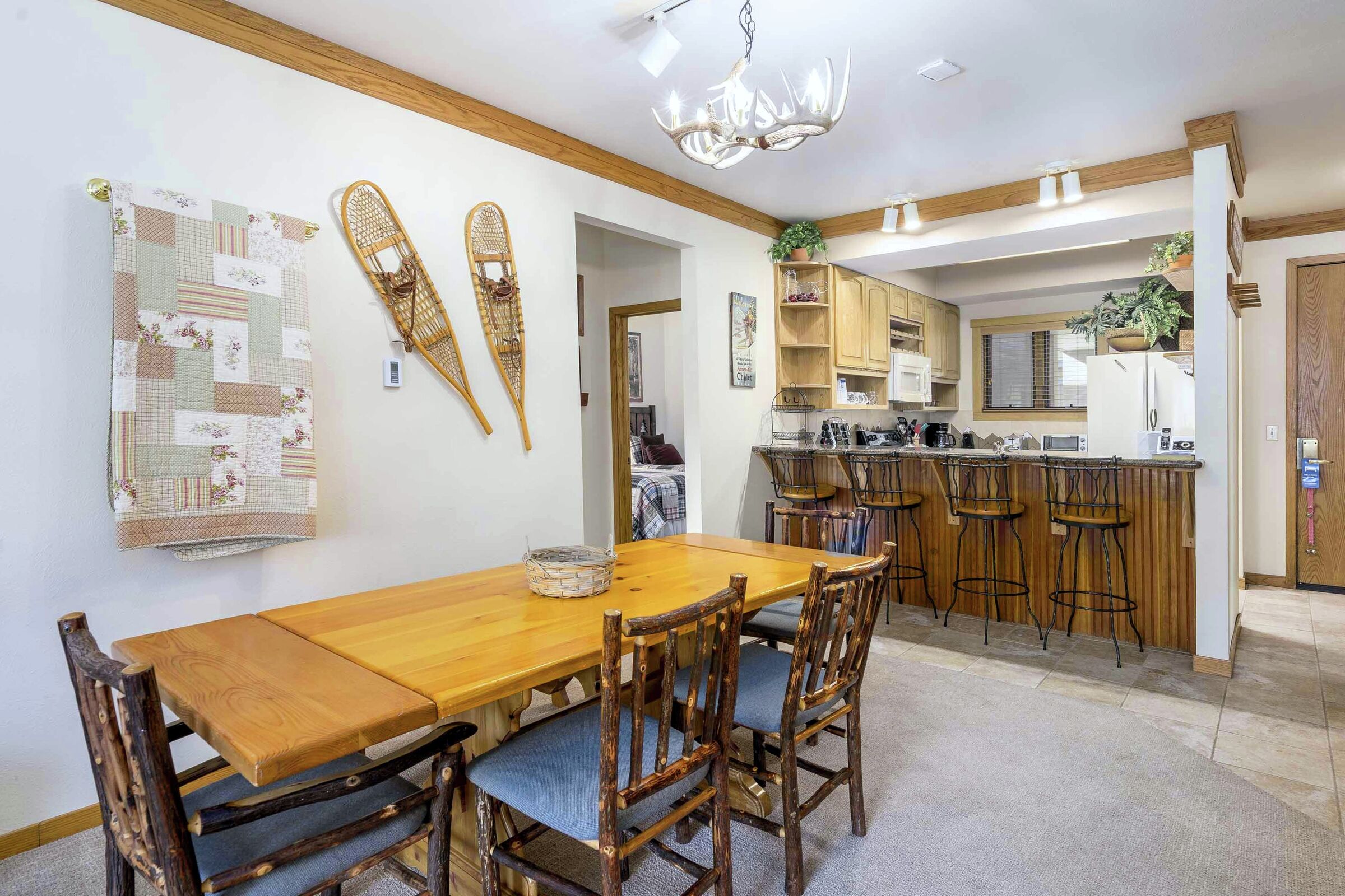 Dining Room & Kitchen