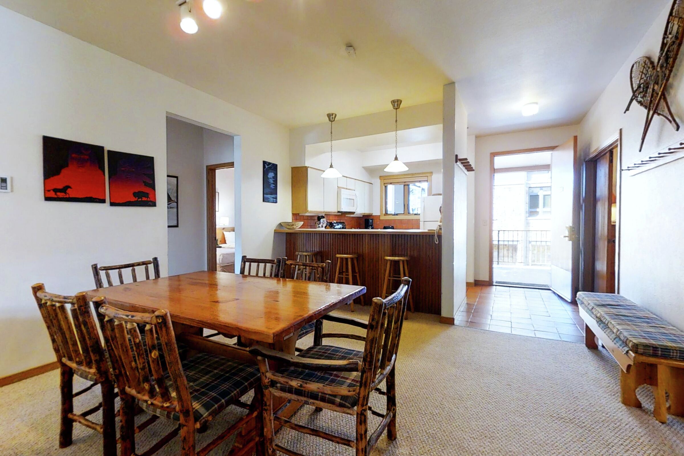 Dining Room & Kitchen