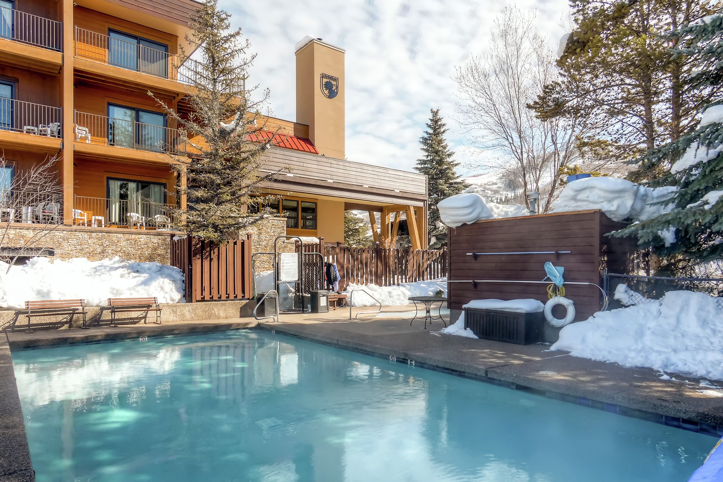 Heated Pool & Hot Tub