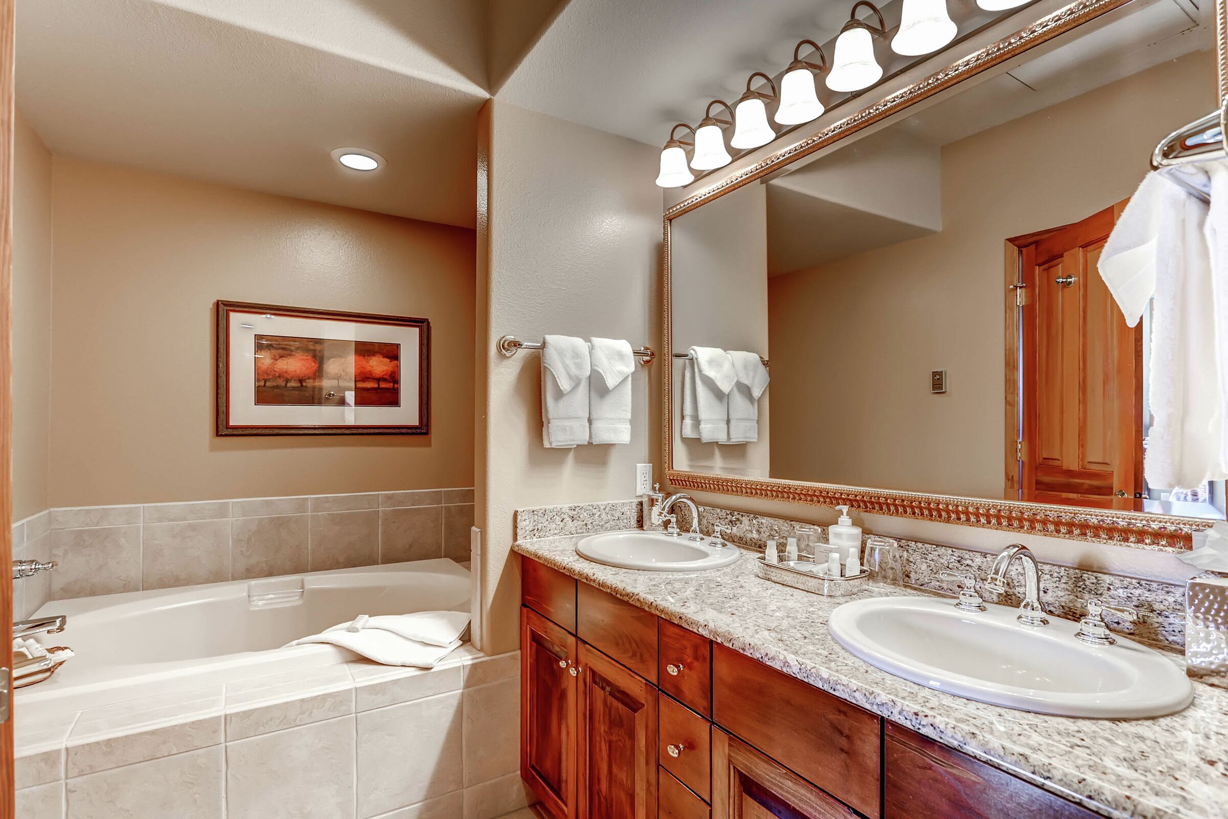 Master Ensuite Bathroom