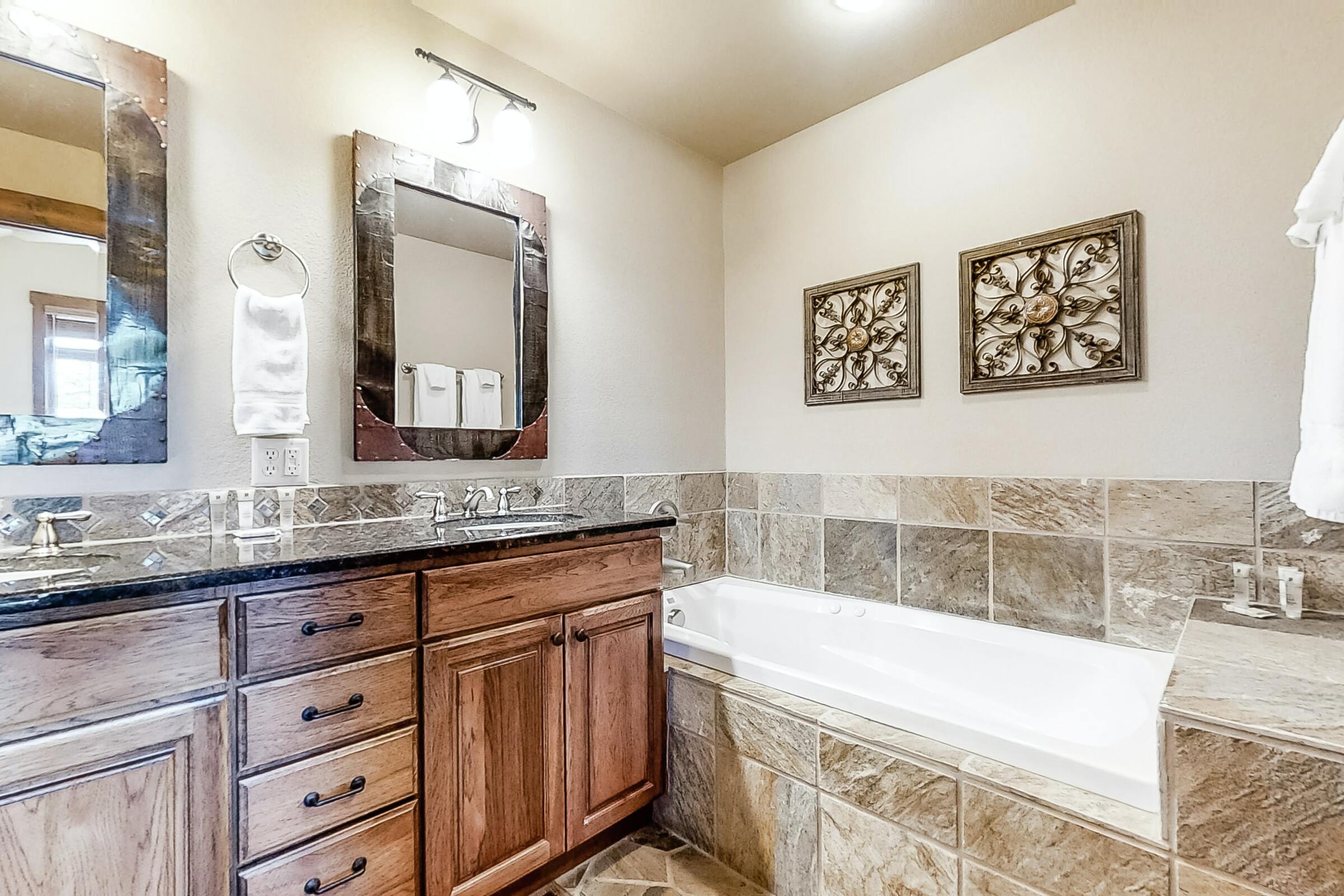 #40 - Master Ensuite Bathroom