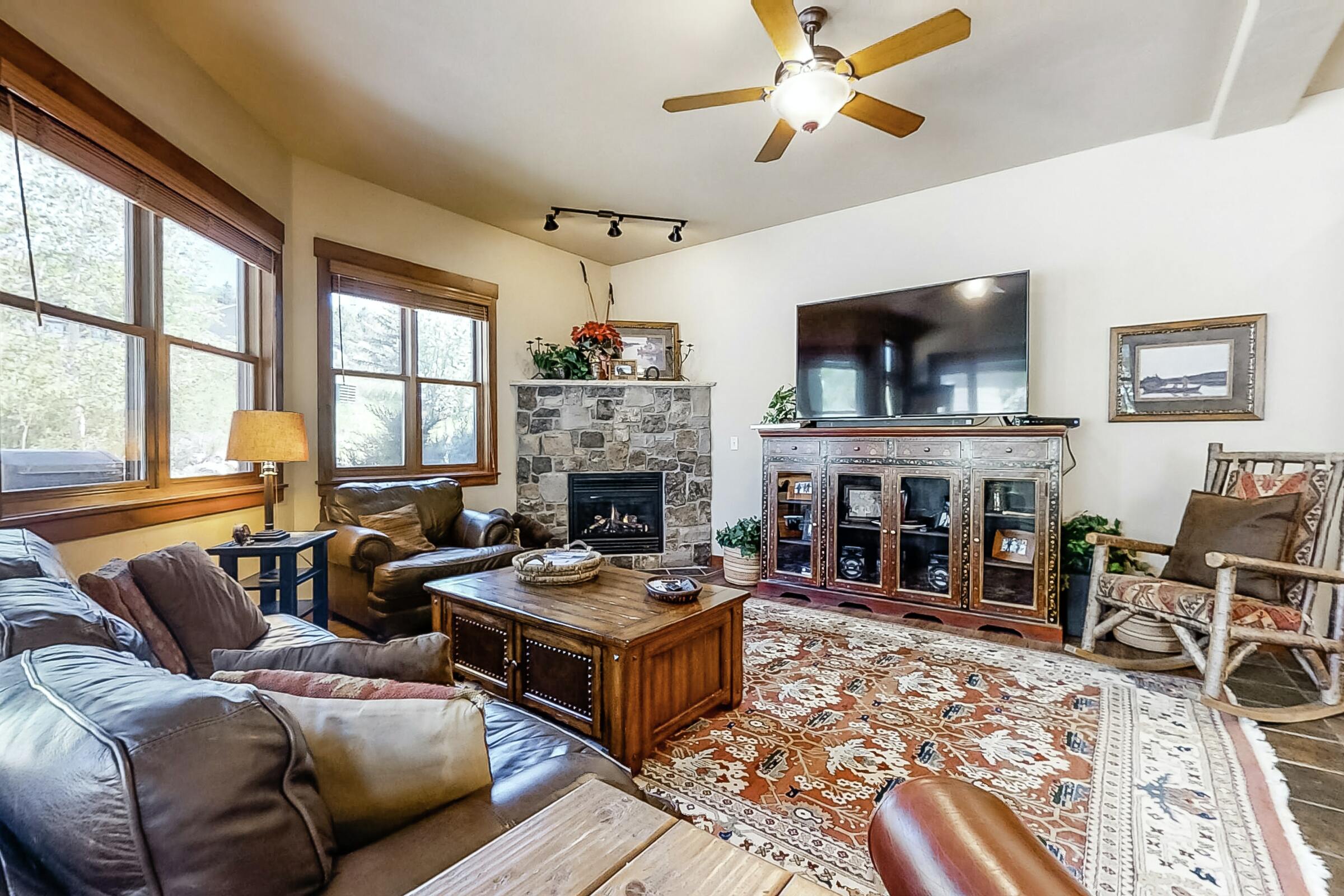 #40 - Living Room