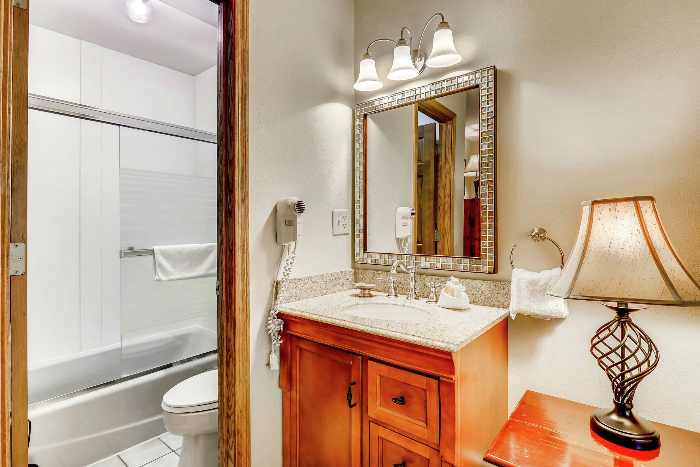 Master Ensuite Bathroom