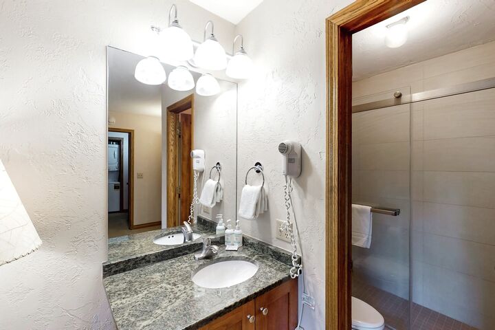 #111 - Master Ensuite Bathroom