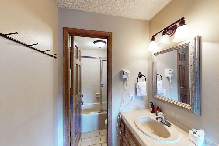 #119 - Ensuite Bathroom
