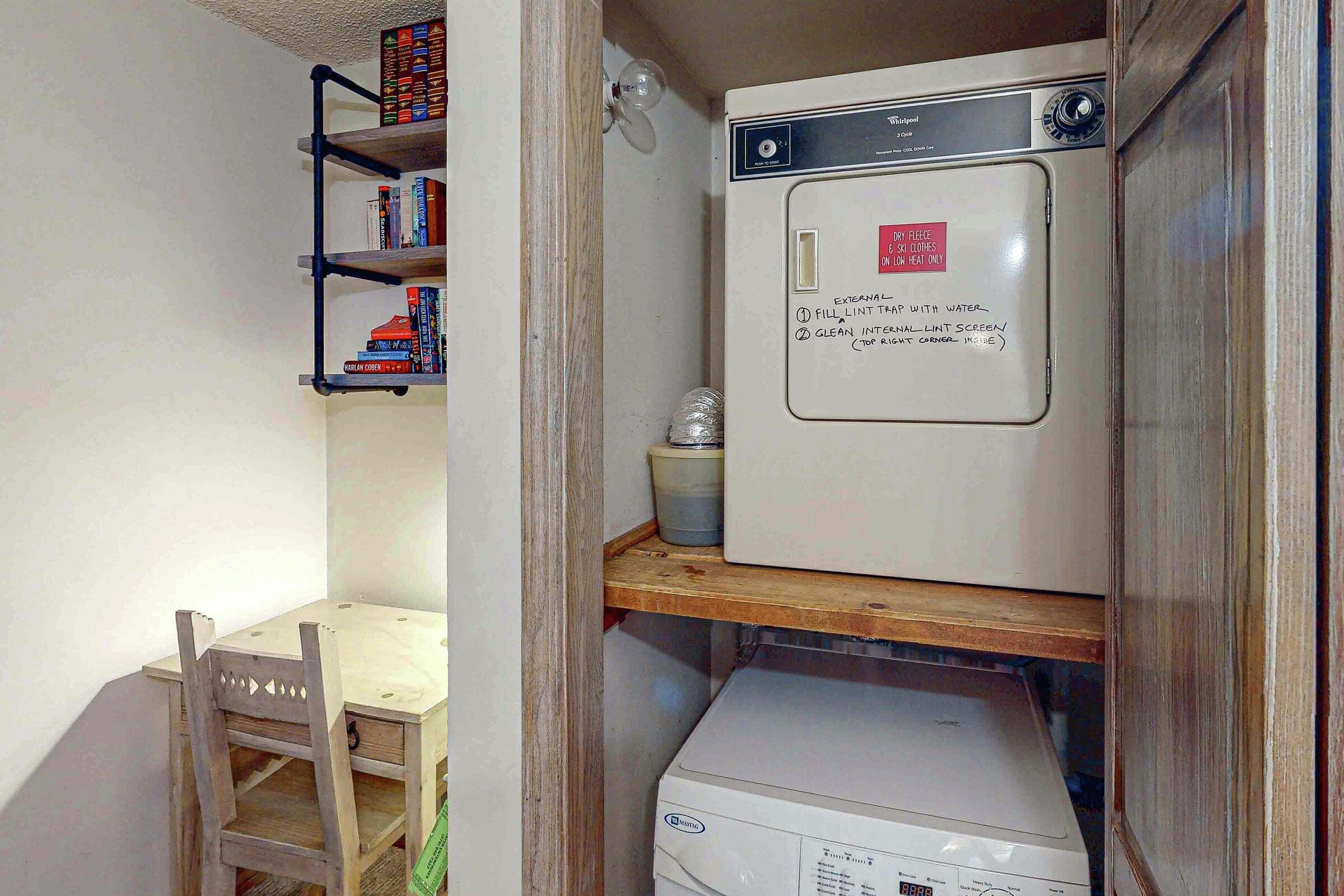 Desk & Laundry