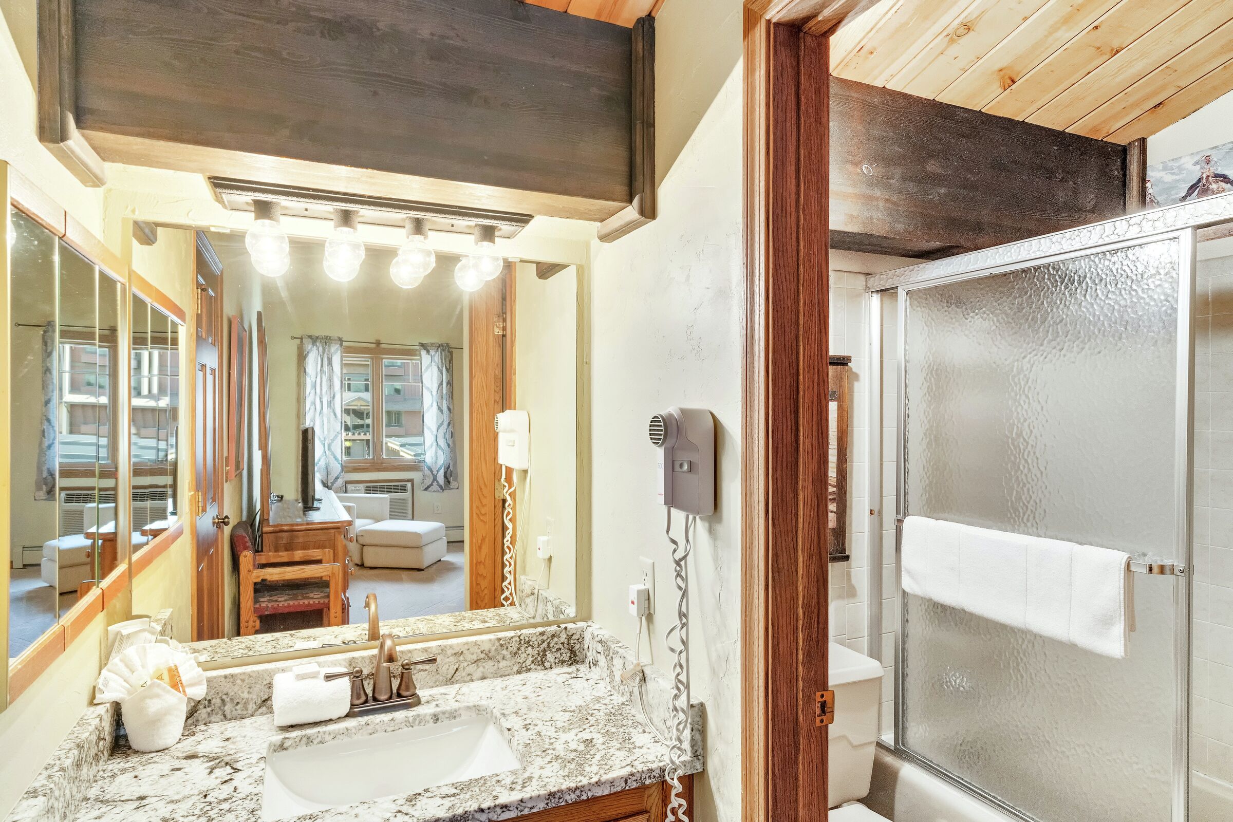 Ensuite Bathroom