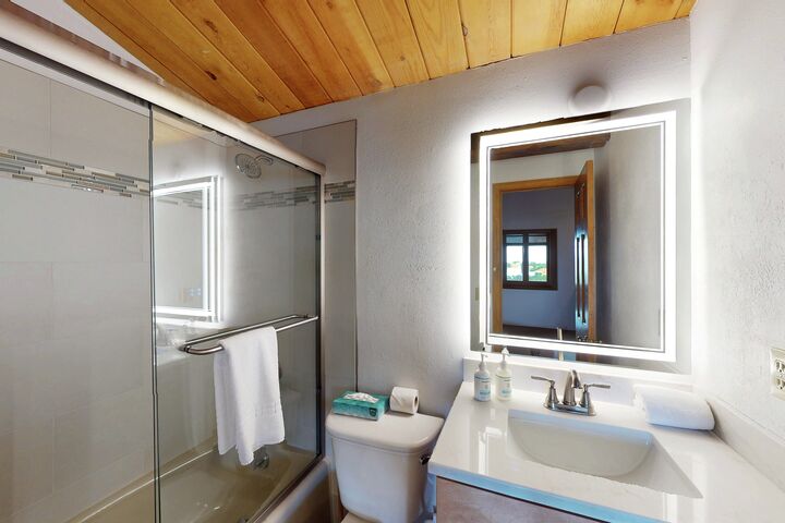Master Ensuite Bathroom