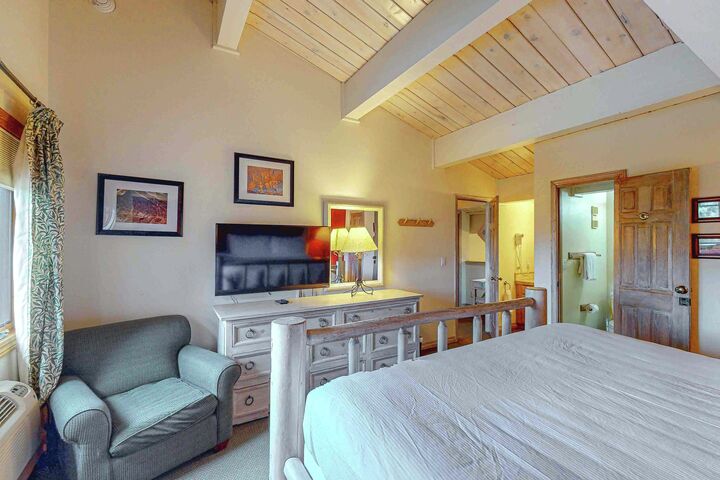 #104 - Master Bedroom