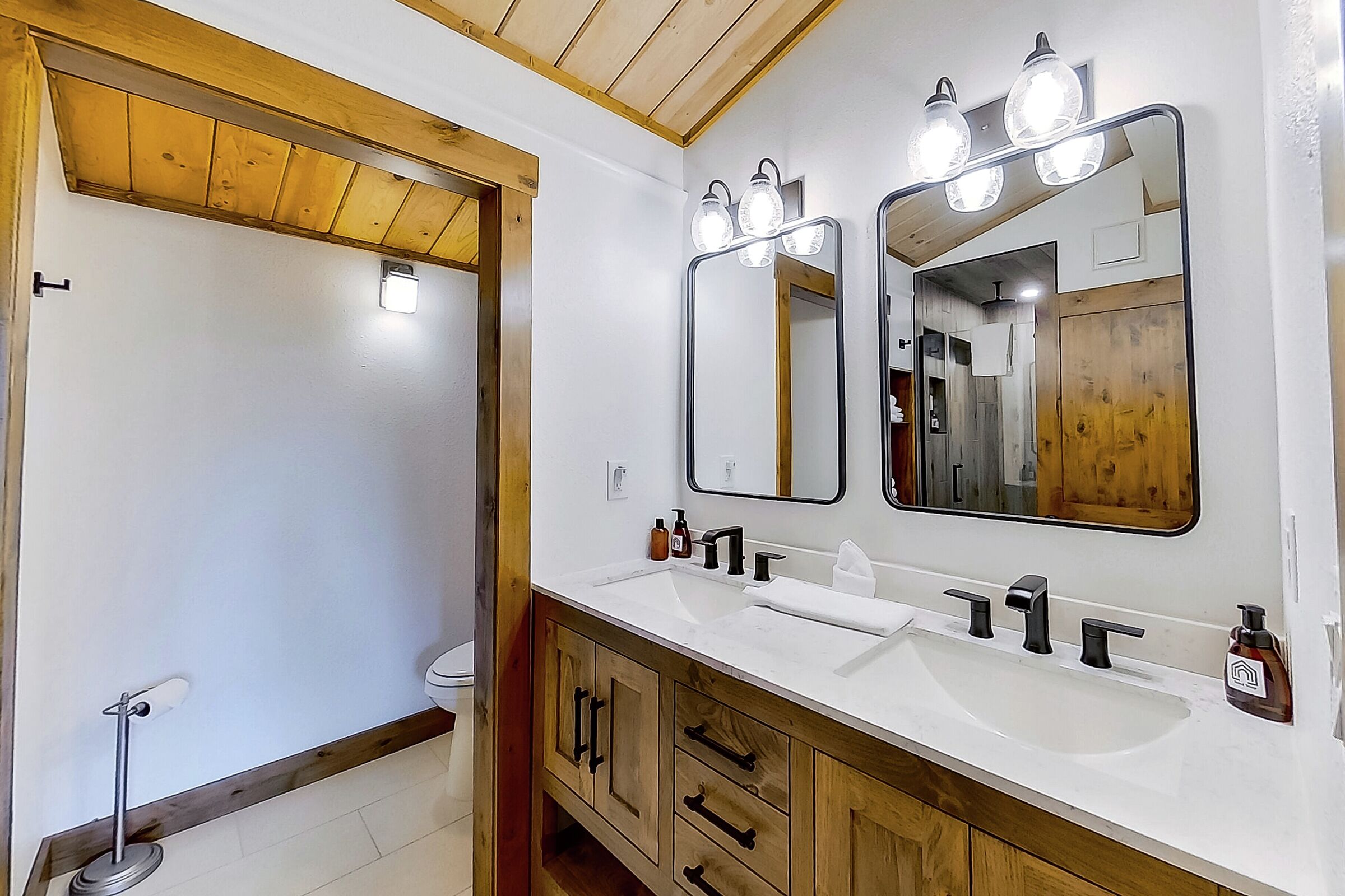 Master Ensuite Bathroom