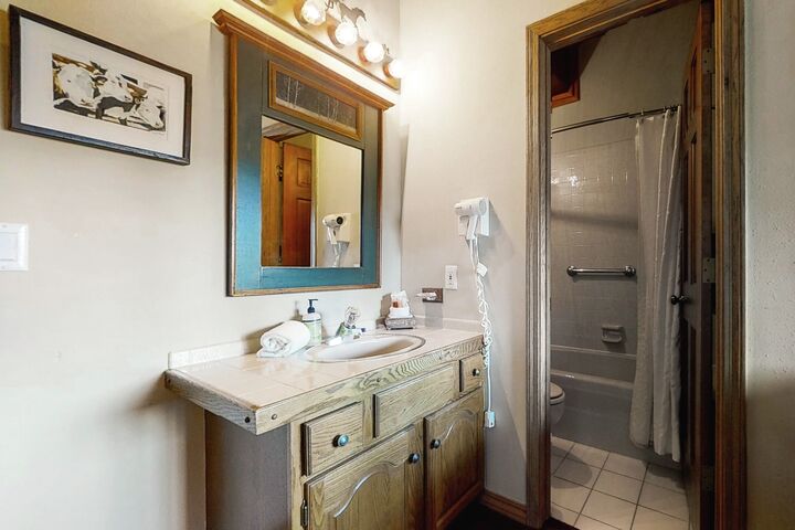 #202 - Ensuite Bathroom