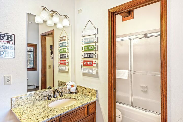 #228 - Ensuite Bathroom