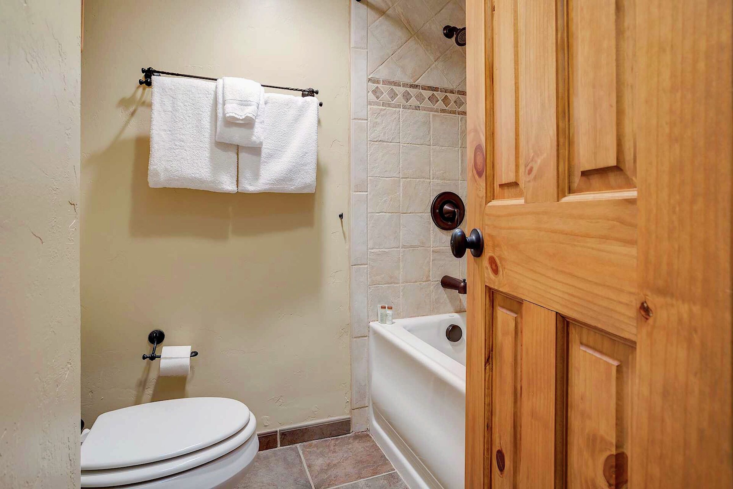 #104 - Bathroom