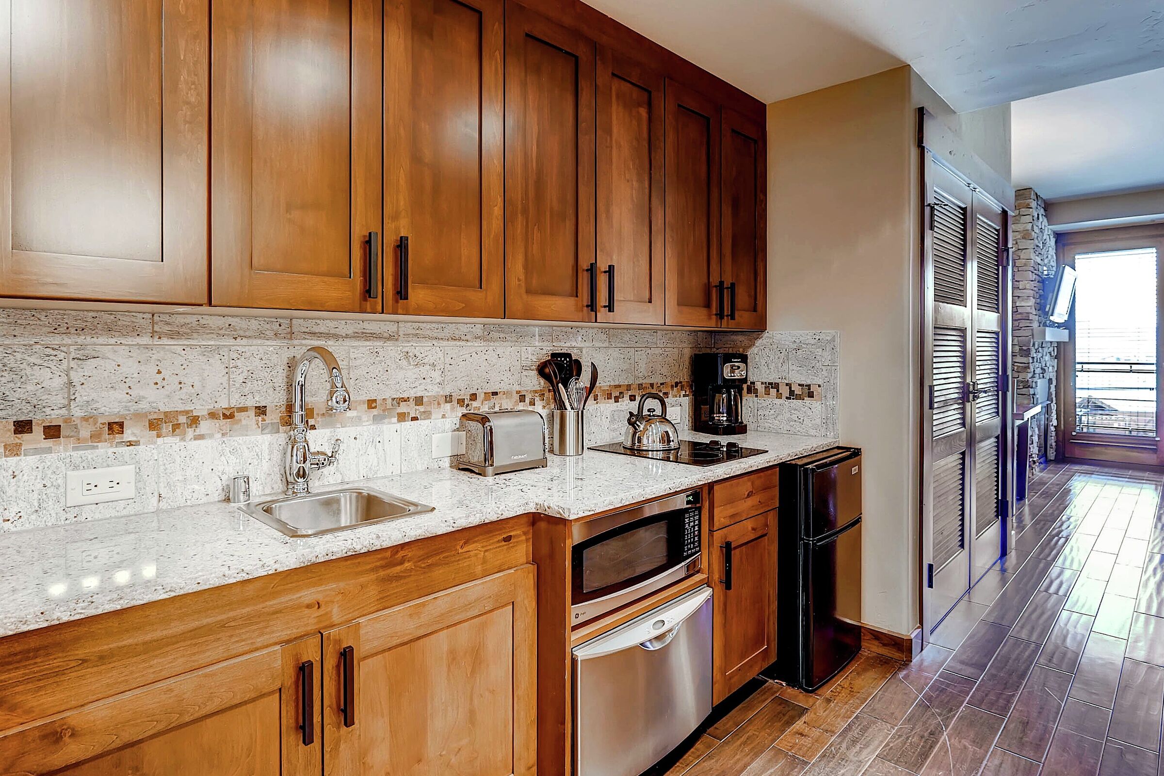 Studio Kitchenette